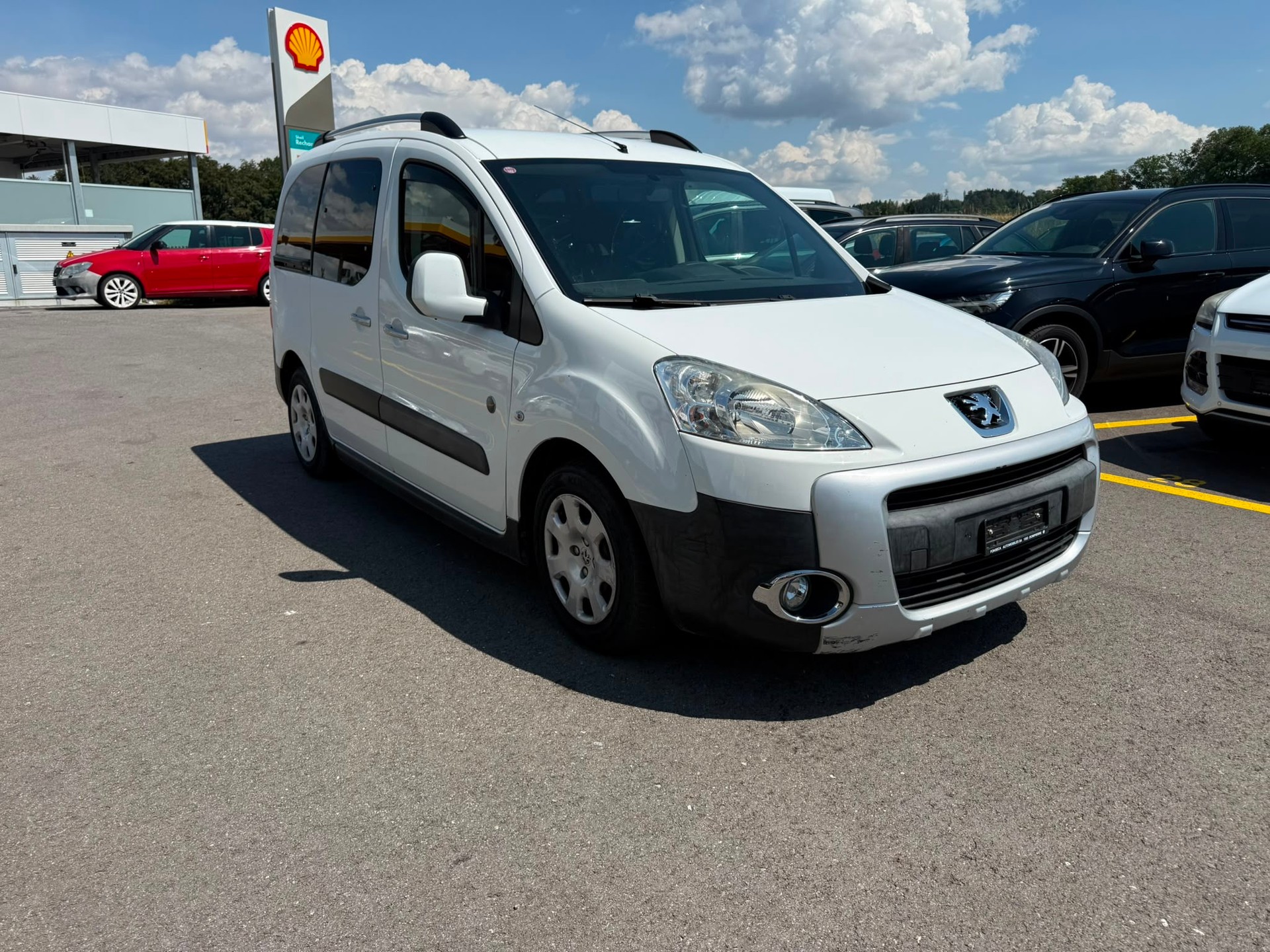 PEUGEOT Partner 1.6 HDI Trendy Clim (Pack)-image-2