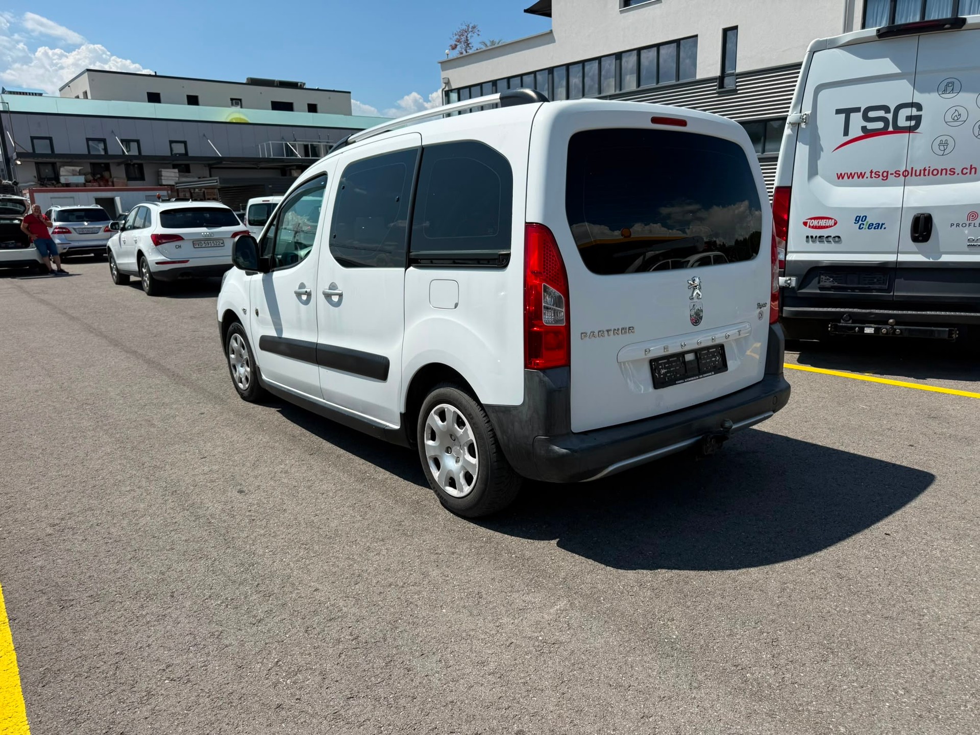 PEUGEOT Partner 1.6 HDI Trendy Clim (Pack)-image-3