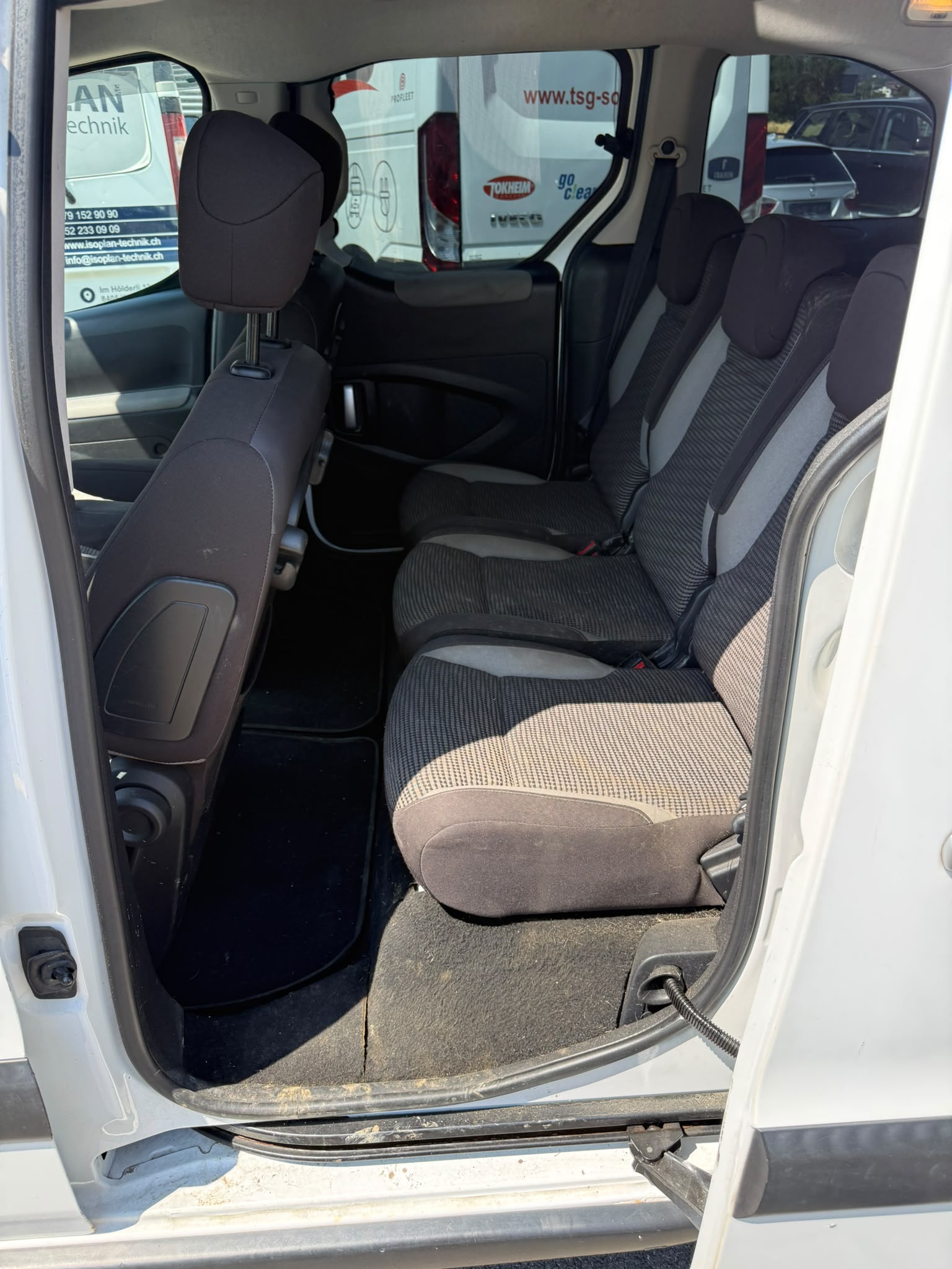 PEUGEOT Partner 1.6 HDI Trendy Clim (Pack)-image-7