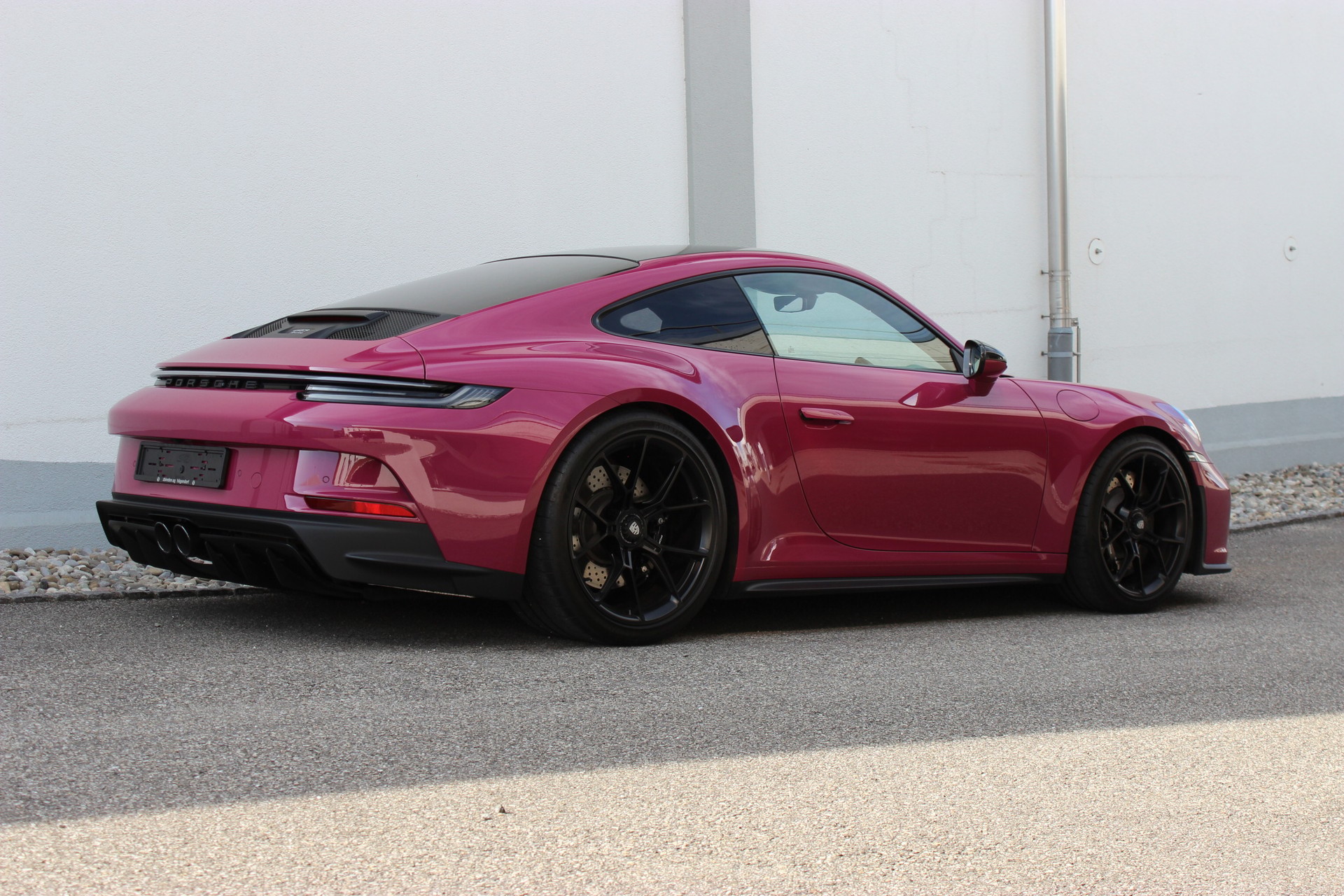 PORSCHE 911 GT3 Touring PDK PTS Lackierung *STERNRUBIN*-image-2