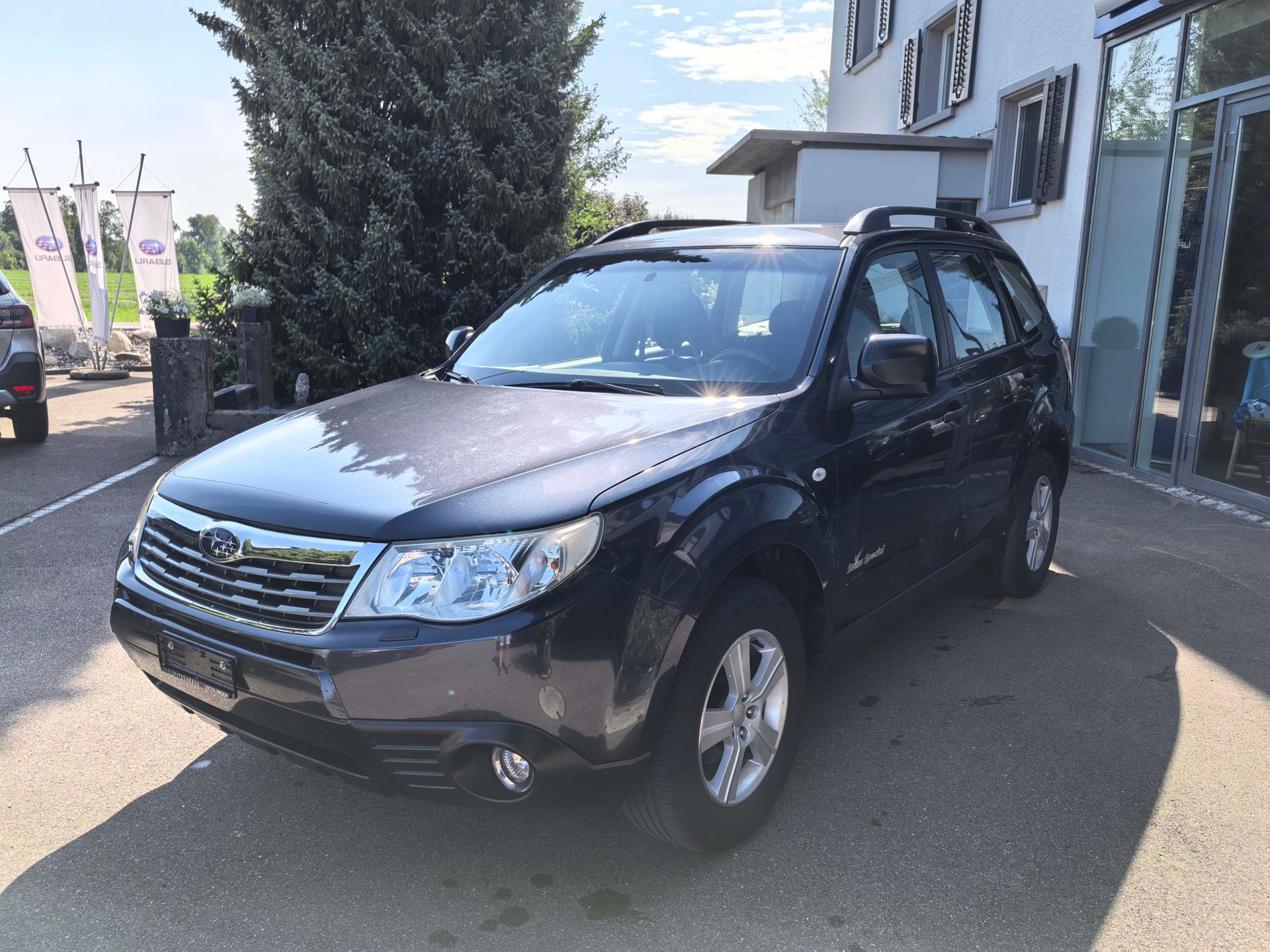 SUBARU Forester 2.0X Swiss Automatic-image-2