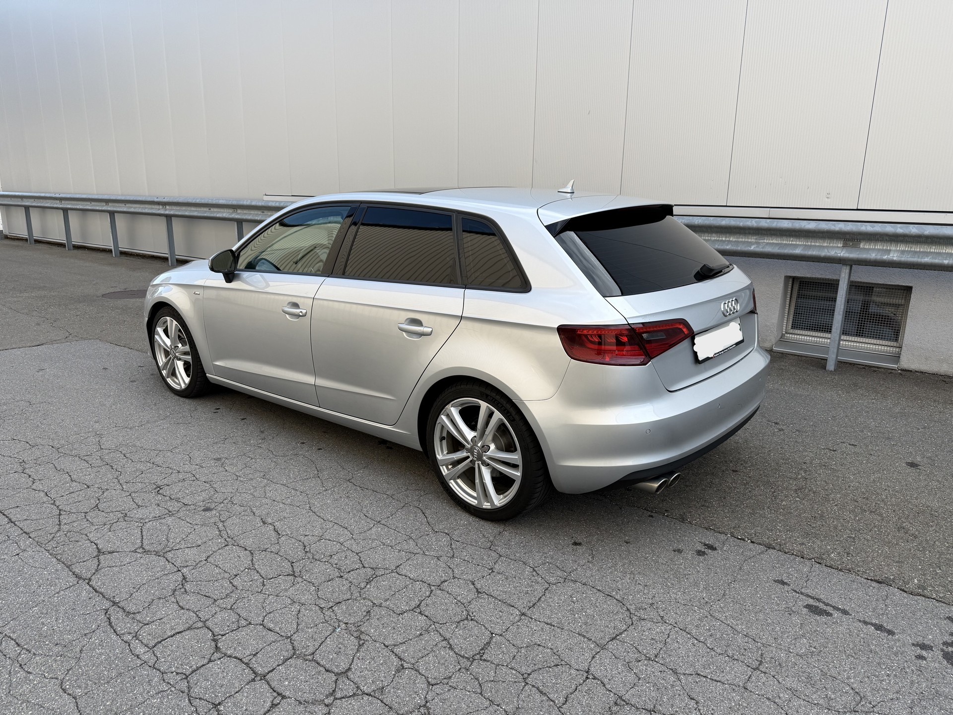 AUDI 2.0 TDI 184 Ambition qu. S-Tr.-image-2