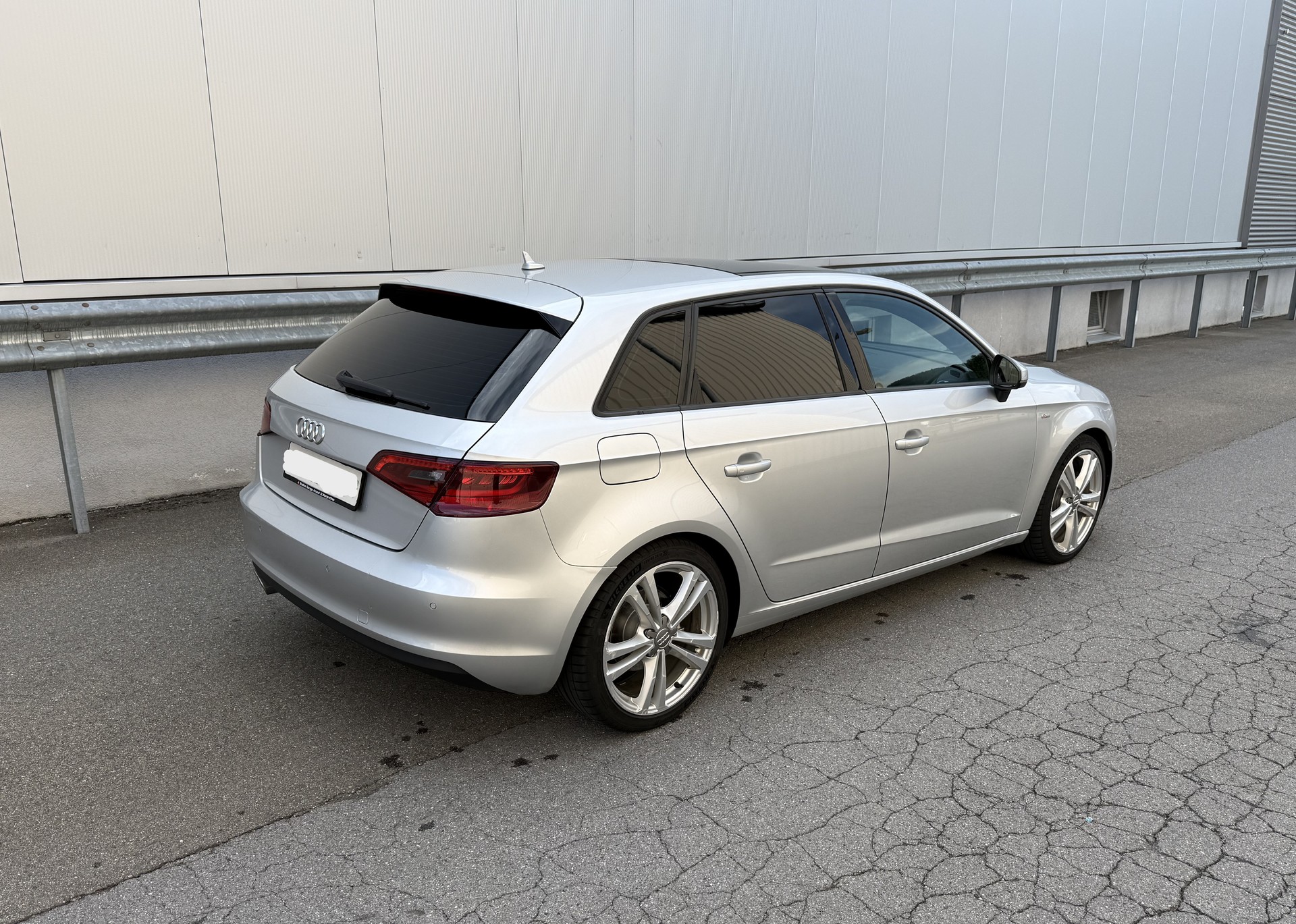 AUDI 2.0 TDI 184 Ambition qu. S-Tr.-image-1