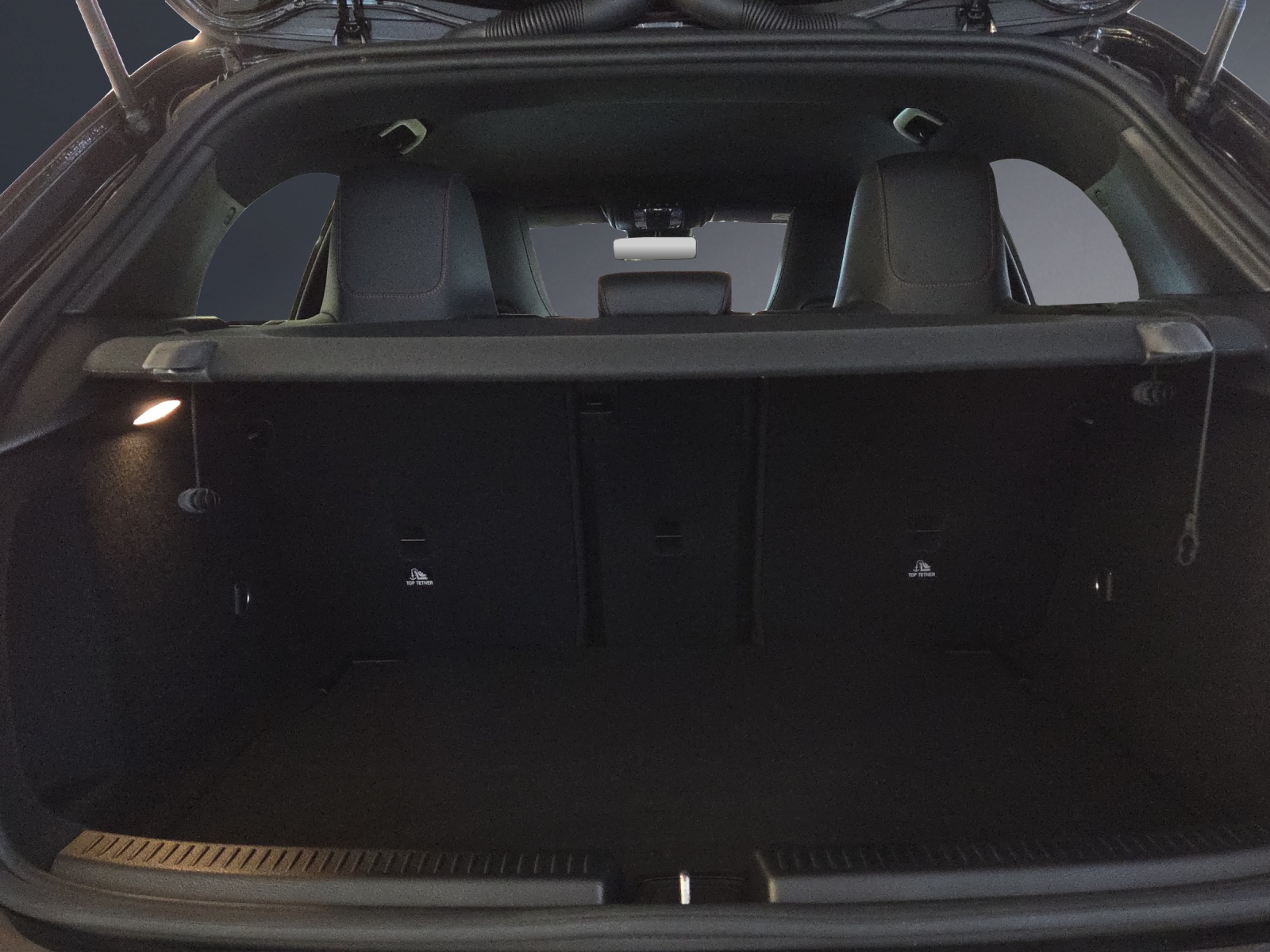MERCEDES-BENZ A 200 AMG Line-image-19