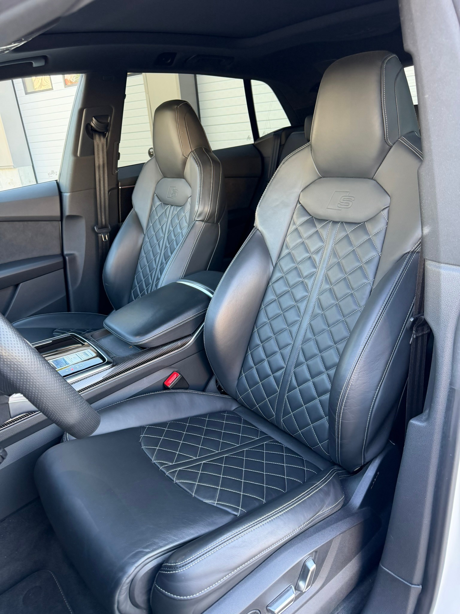 AUDI 4.0 V8 TDI quattro T-Tronic-image-3