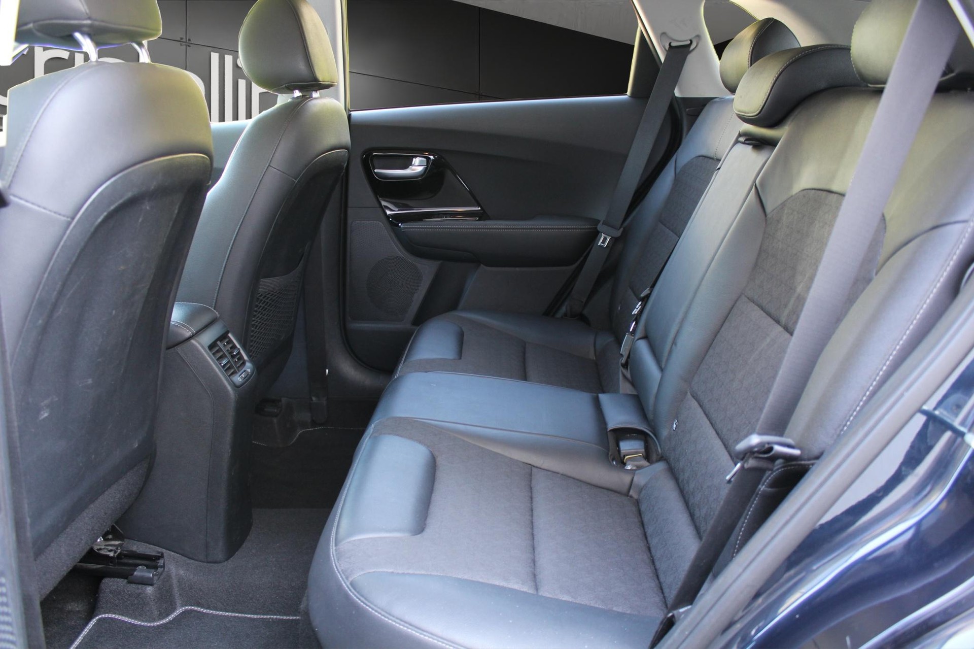KIA Niro 1.6 GDi Hybrid Power-image-10