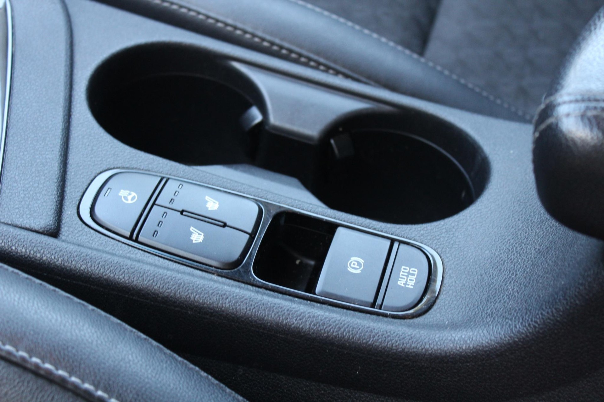 KIA Niro 1.6 GDi Hybrid Power-image-8