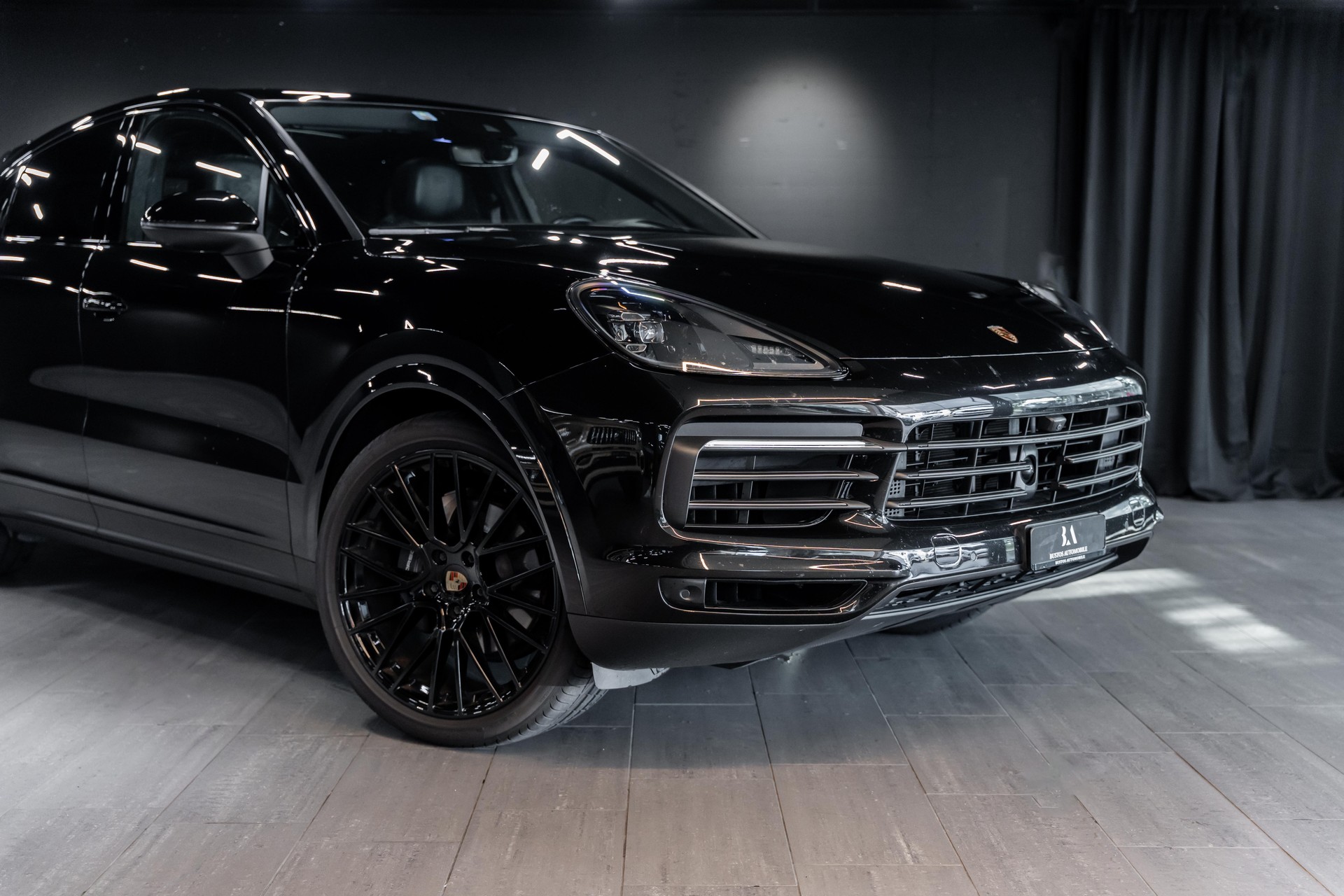 PORSCHE Cayenne Coupé Platinum Edition / CH Auto / Garantie / Pano-Dach / Full Black uvm..-image-2