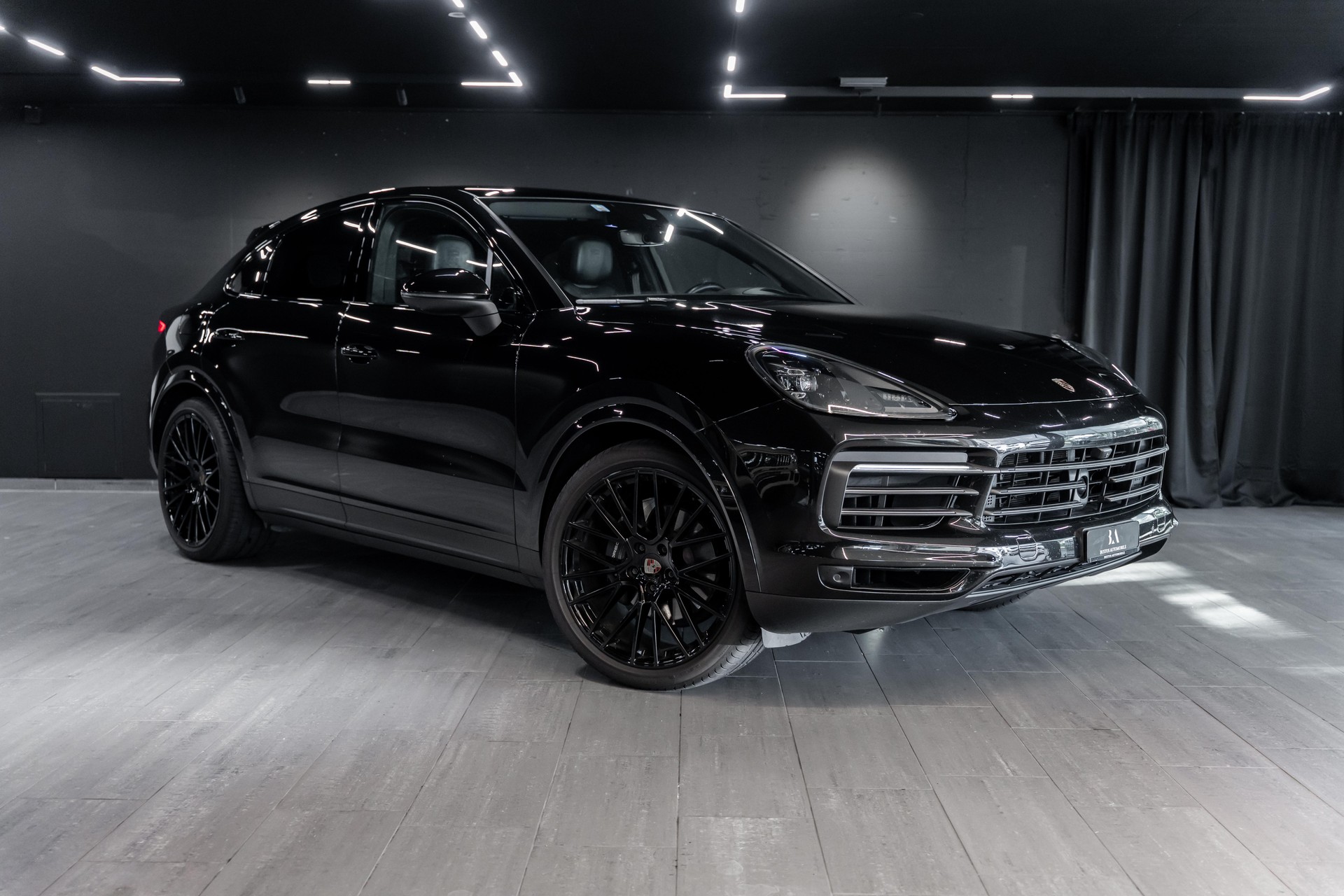 PORSCHE Cayenne Coupé Platinum Edition / CH Auto / Garantie / Pano-Dach / Full Black uvm..-image-0
