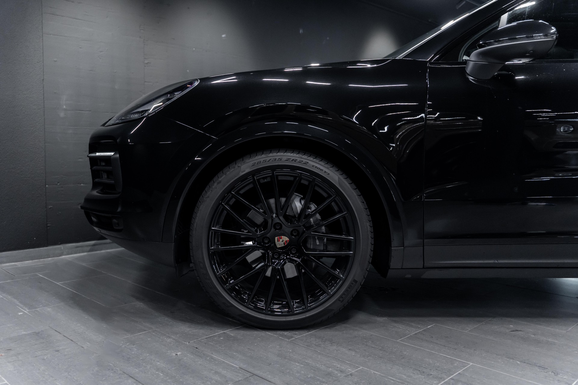 PORSCHE Cayenne Coupé Platinum Edition / CH Auto / Garantie / Pano-Dach / Full Black uvm..-image-3
