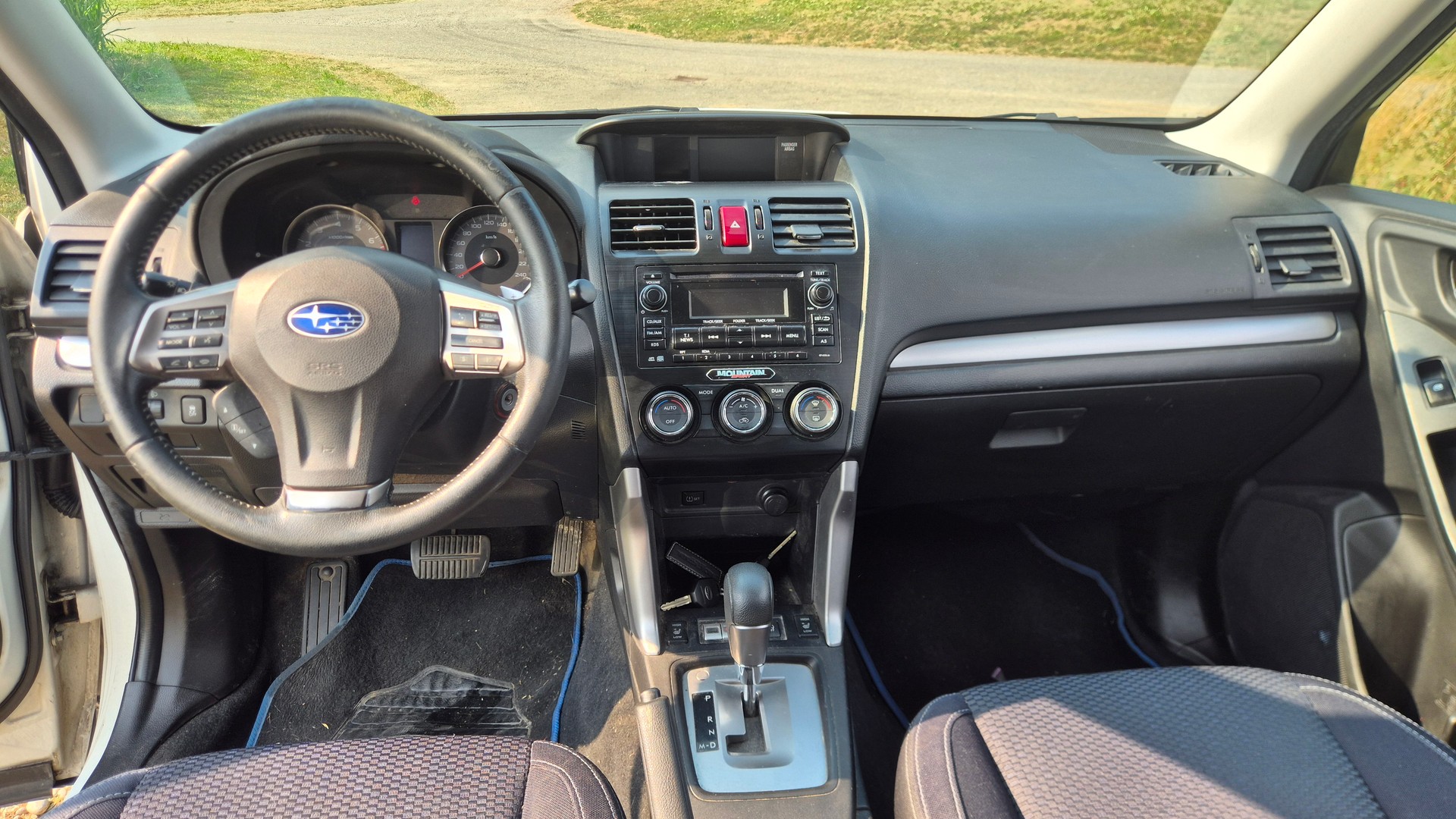 SUBARU Forester 2.0i Advantage Lineartronic-image-6