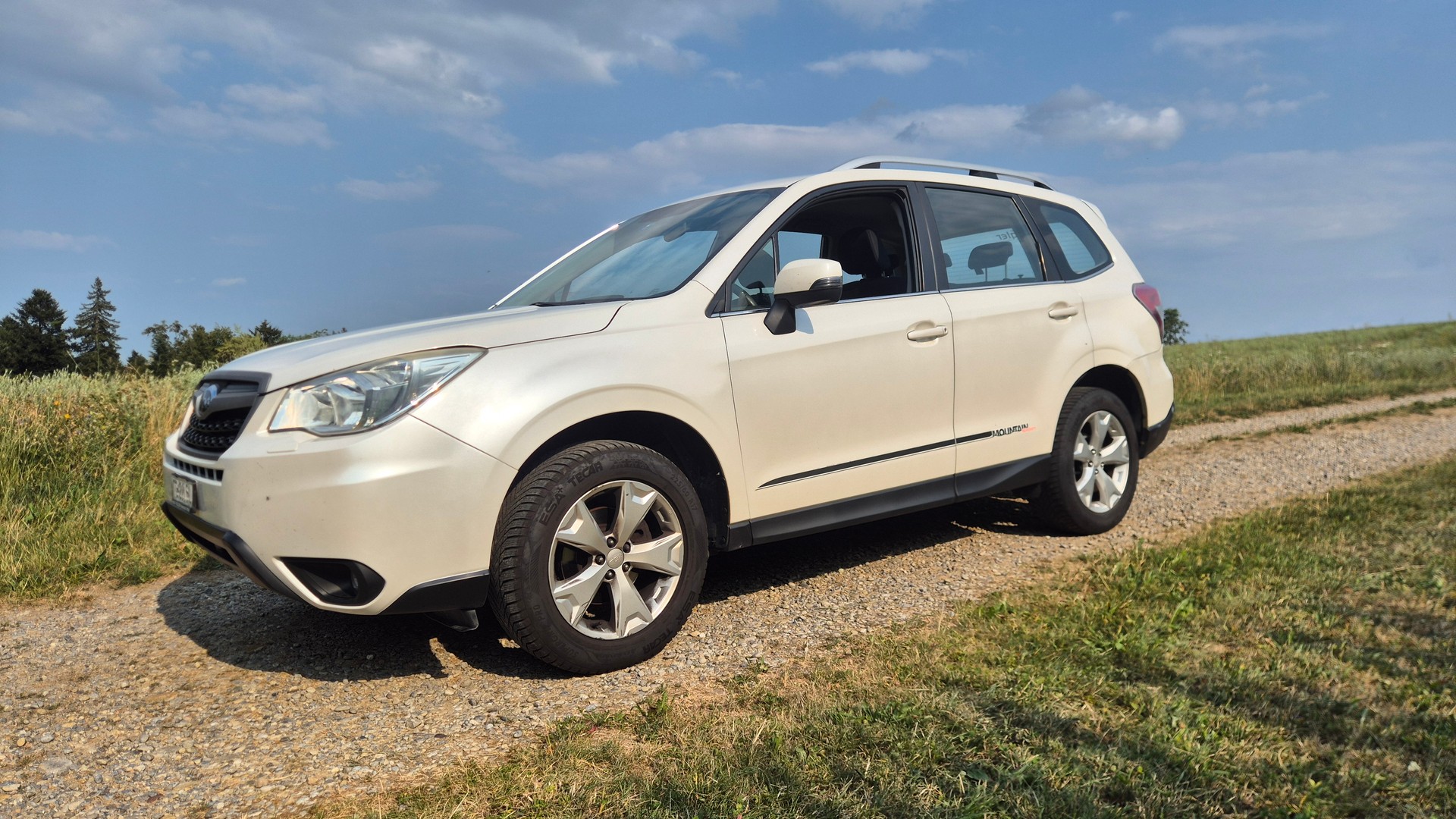 SUBARU Forester 2.0i Advantage Lineartronic-image-0