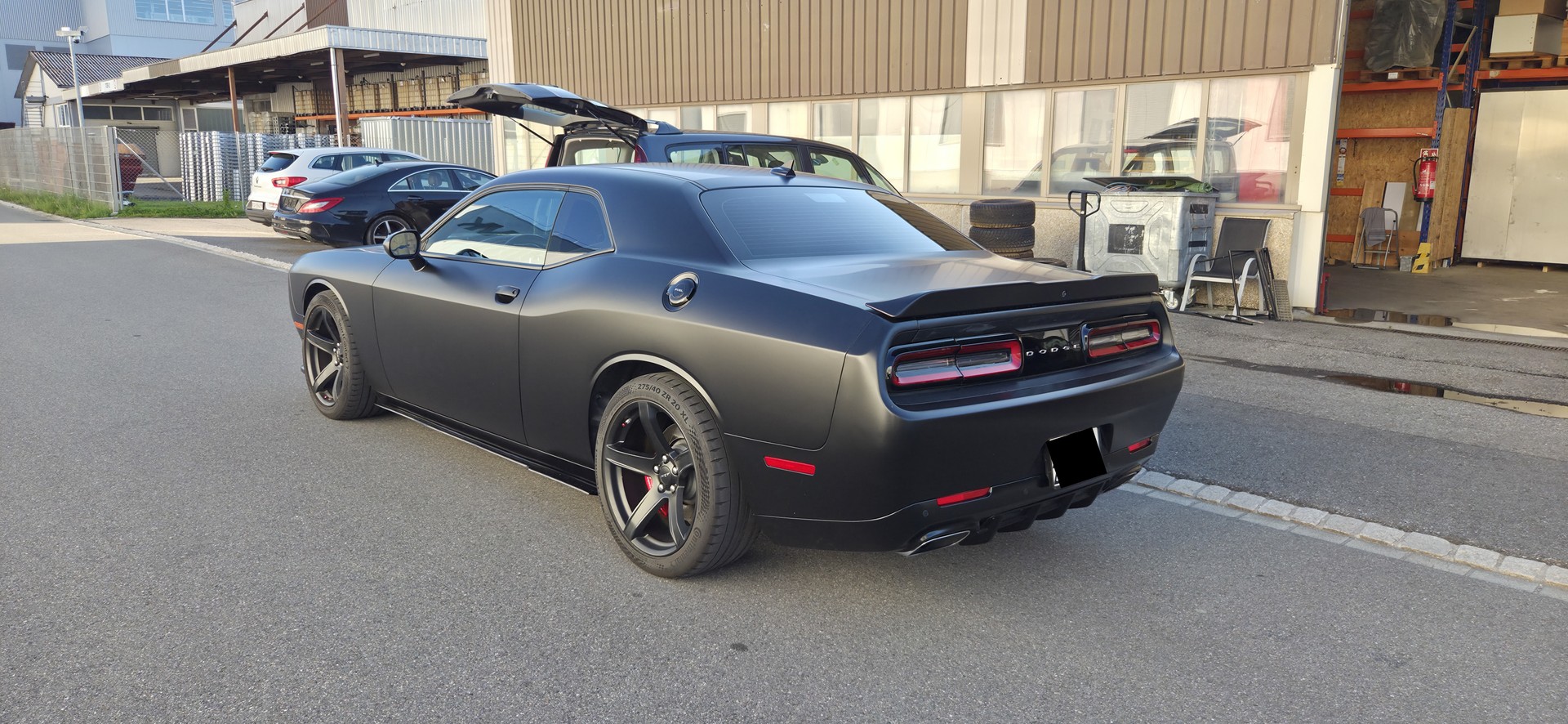 DODGE Challenger SRT 392 6.4 V8 HEMI-image-14