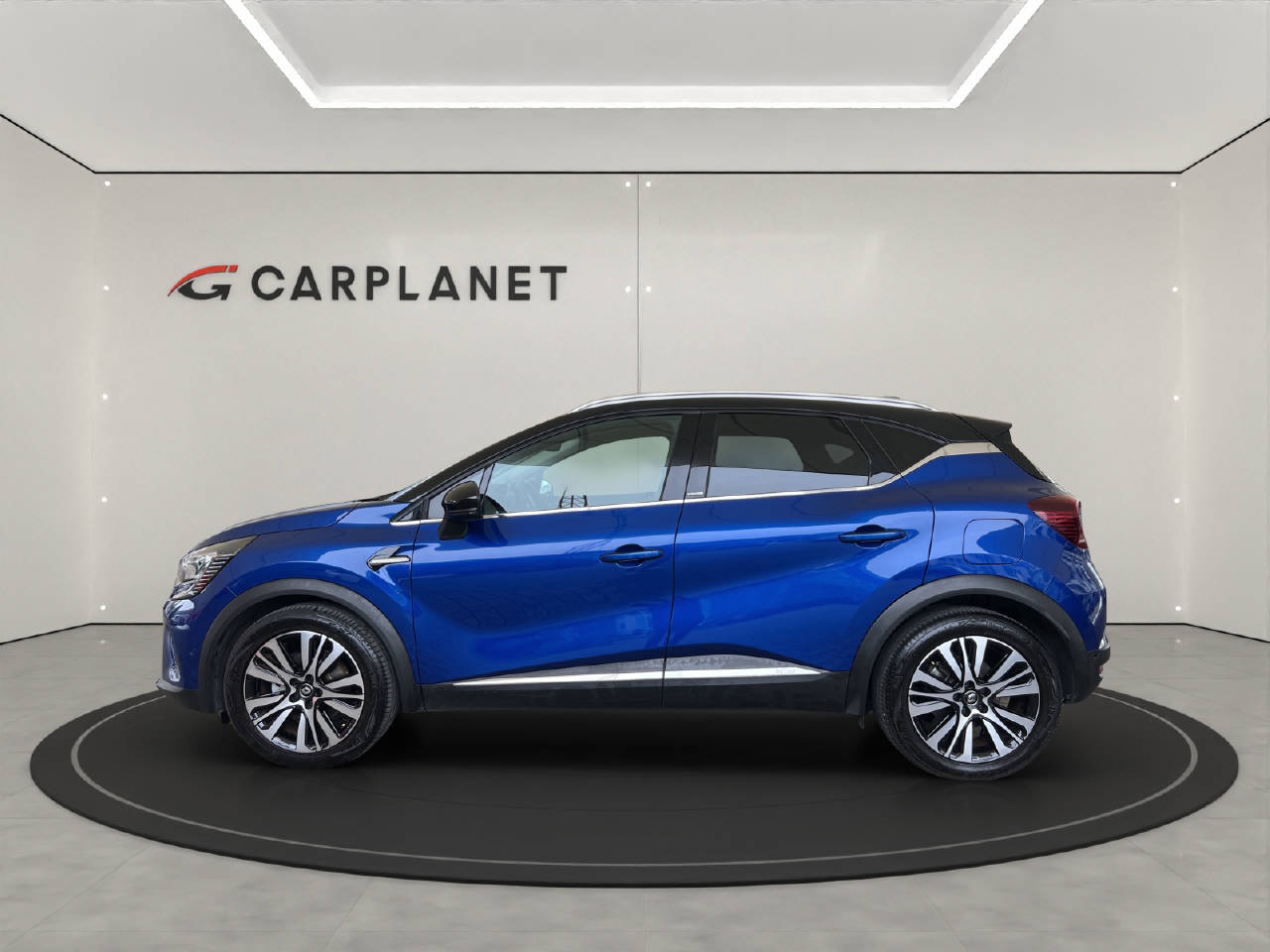 RENAULT Captur 1.6 E-Tech Plug-in Initiale-image-3