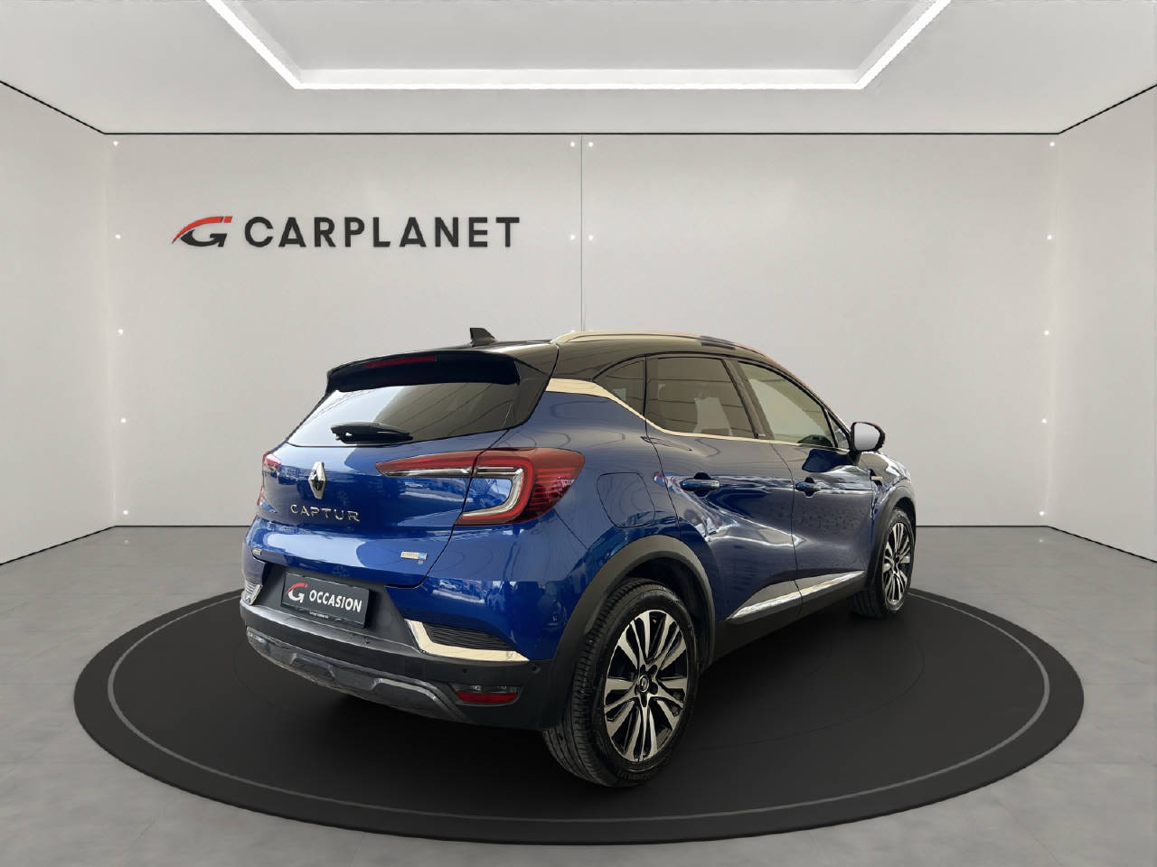 RENAULT Captur 1.6 E-Tech Plug-in Initiale-image-5