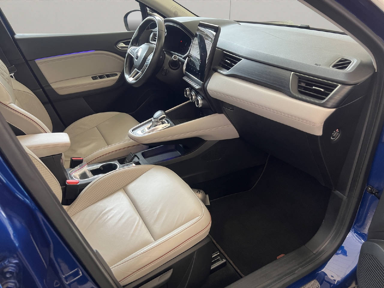 RENAULT Captur 1.6 E-Tech Plug-in Initiale-image-20