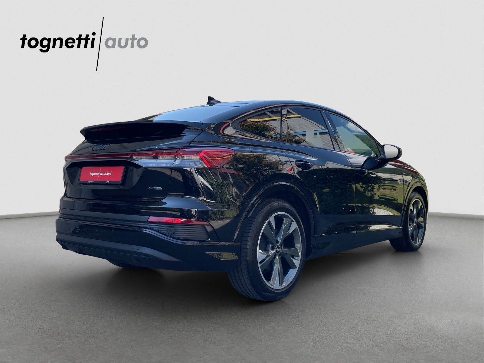 AUDI Q4 Sportback e-tron 50 quattro-image-3