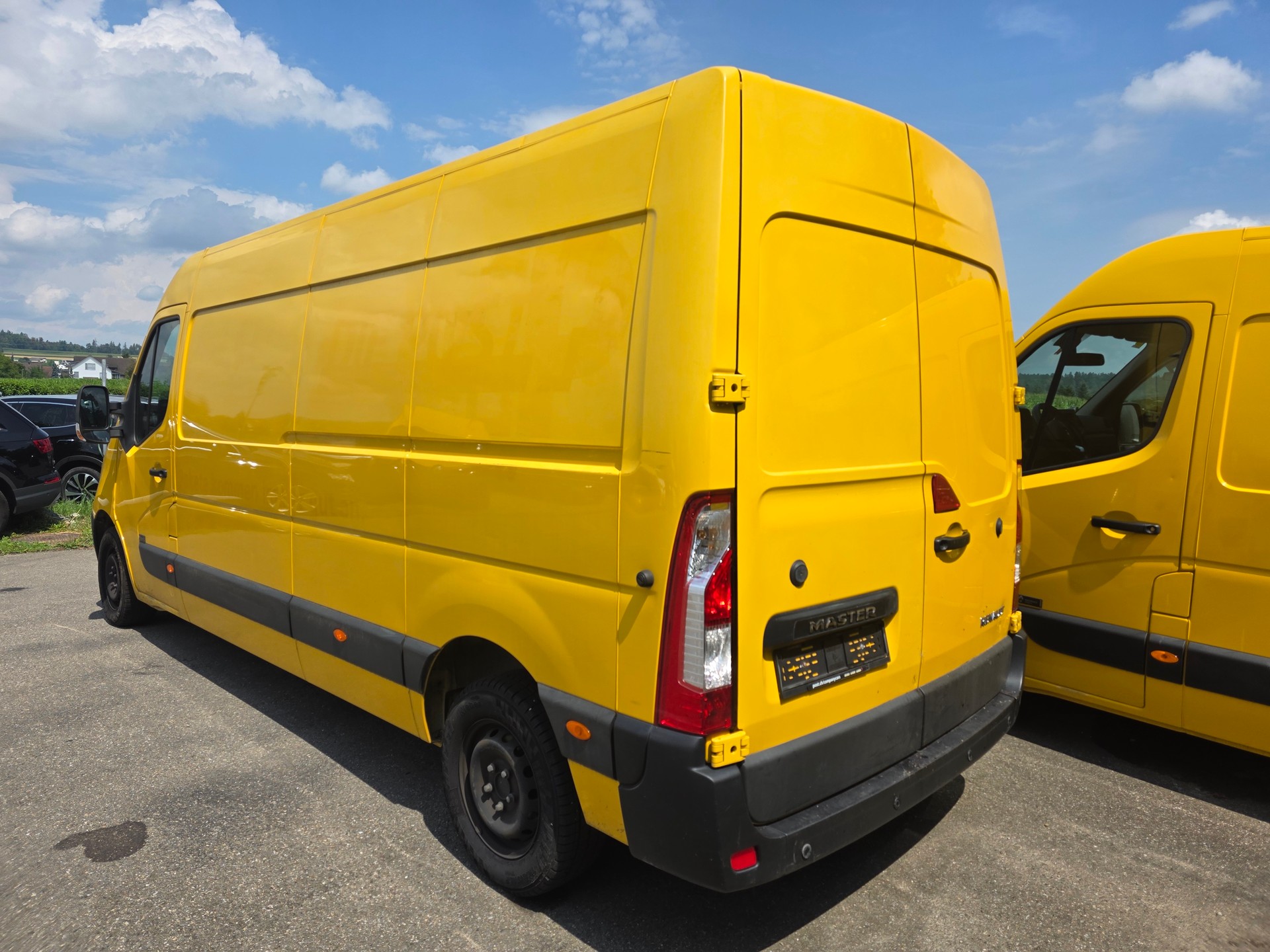 RENAULT Master T35 2.3dCi 130 L3H2-image-3