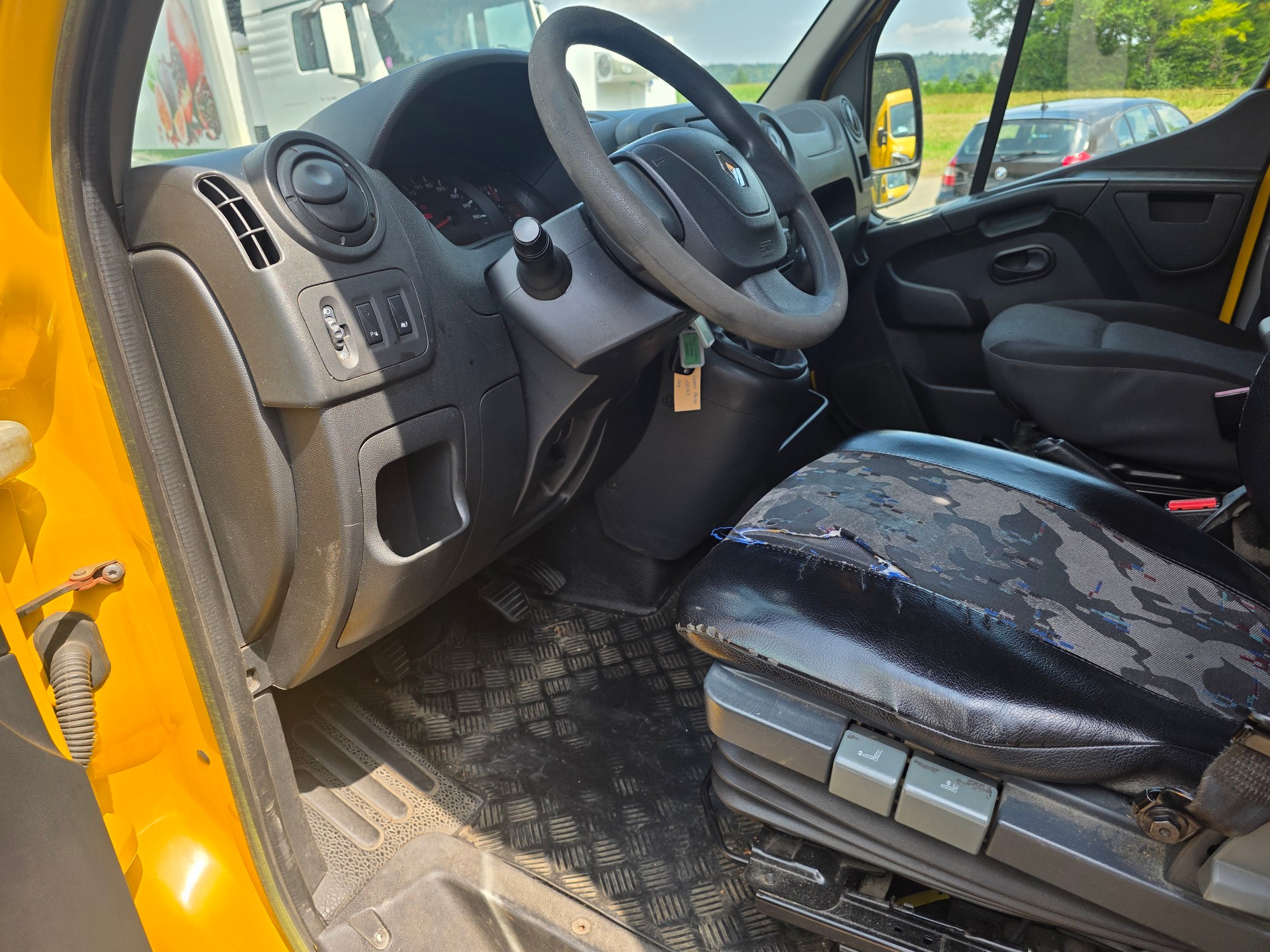 RENAULT Master T35 2.3dCi 130 L3H2-image-9