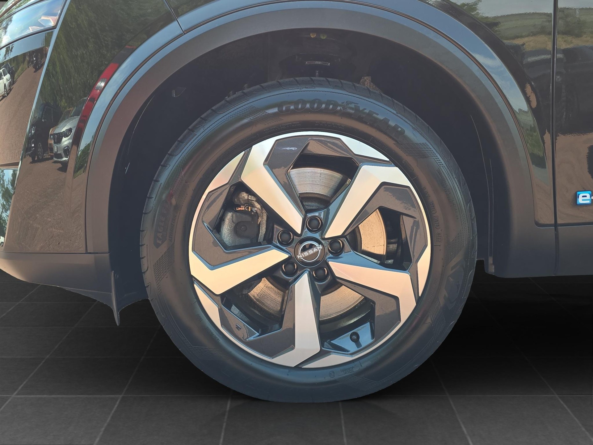 NISSAN Qashqai 1.5 VC-T N-Connecta-image-14