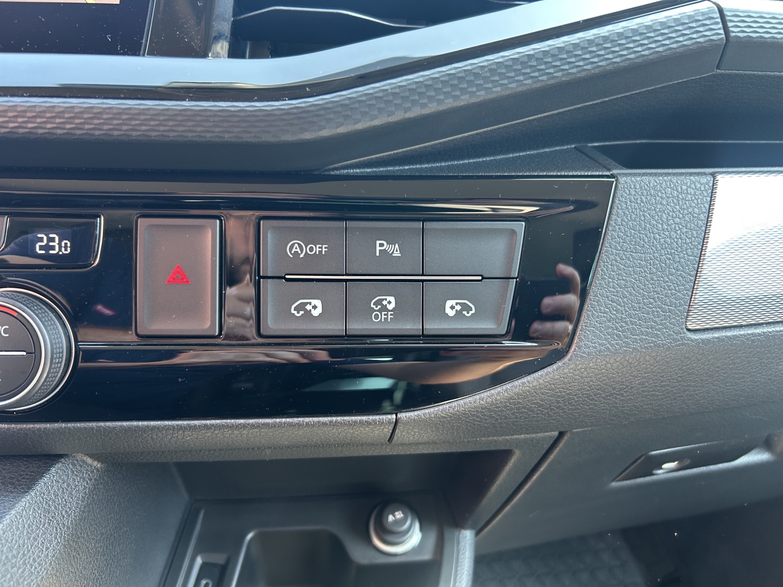 VW T6.1 Multivan 2.0 Bi-TDI Generation Six-image-19