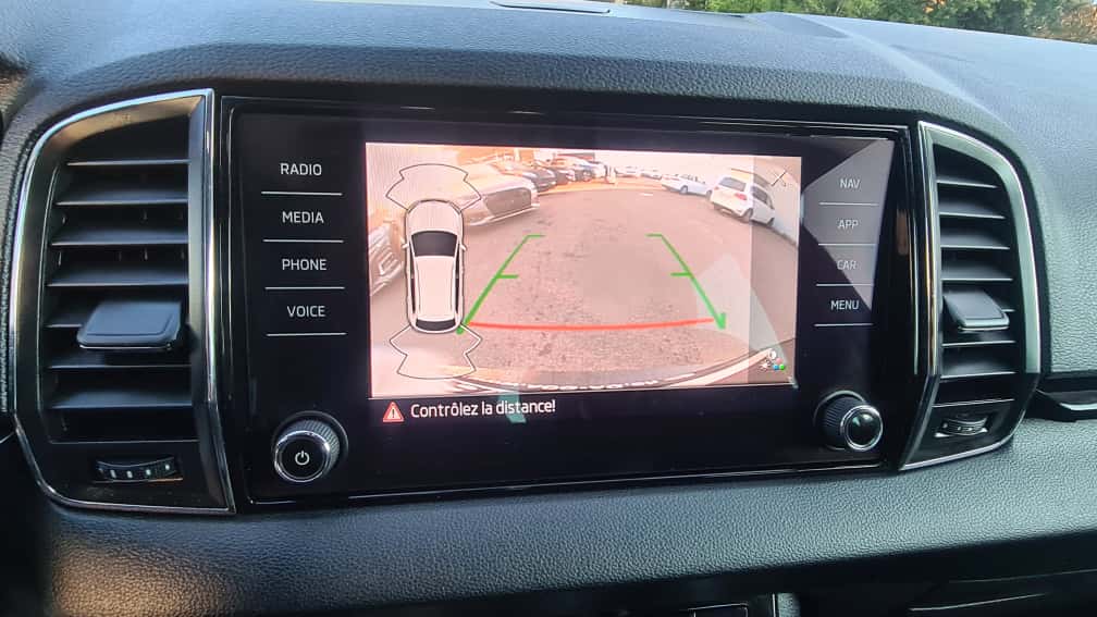 SKODA Karoq 2.0 TDI CR Scout 4x4 DSG ** Gr-Navi ** RF-Kamera ** Anh-Kupplung ** Totwinkel-Assist ** Frisch Ab MFK & Service **-image-8