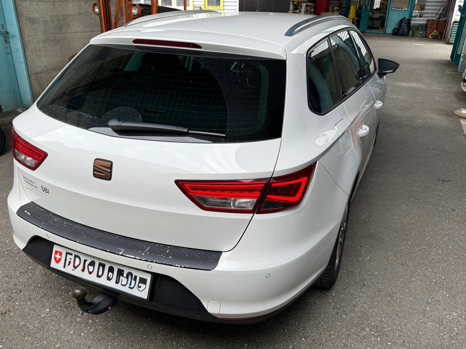 SEAT Leon ST 2.0 TDI FR Line DSG-image-2