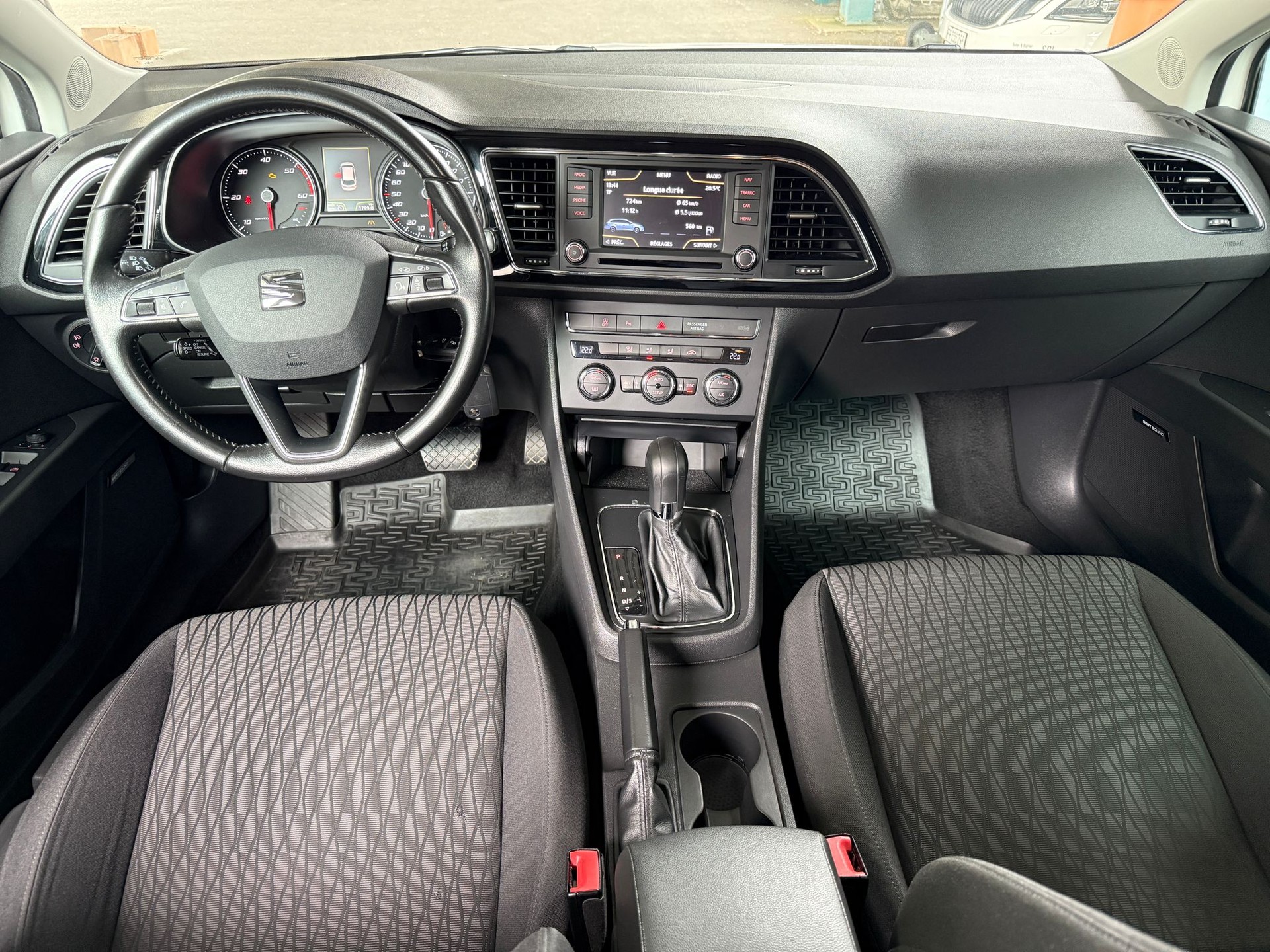 SEAT Leon ST 2.0 TDI FR Line DSG-image-11