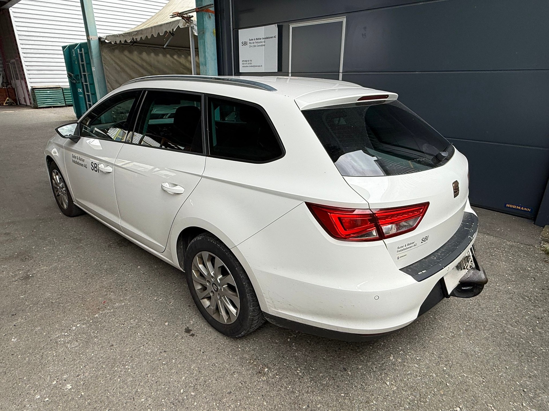 SEAT Leon ST 2.0 TDI FR Line DSG-image-1
