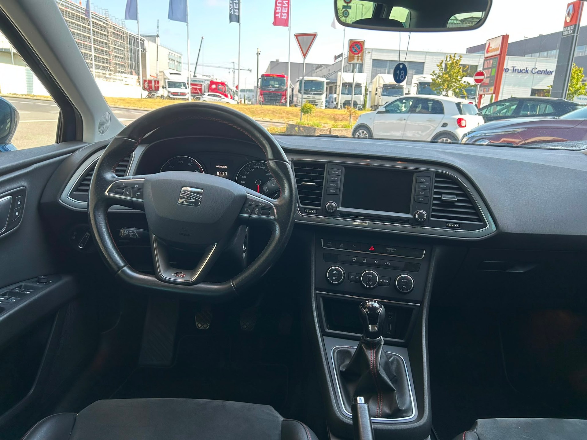 SEAT Leon ST 1.4 TSI FR Line-image-7