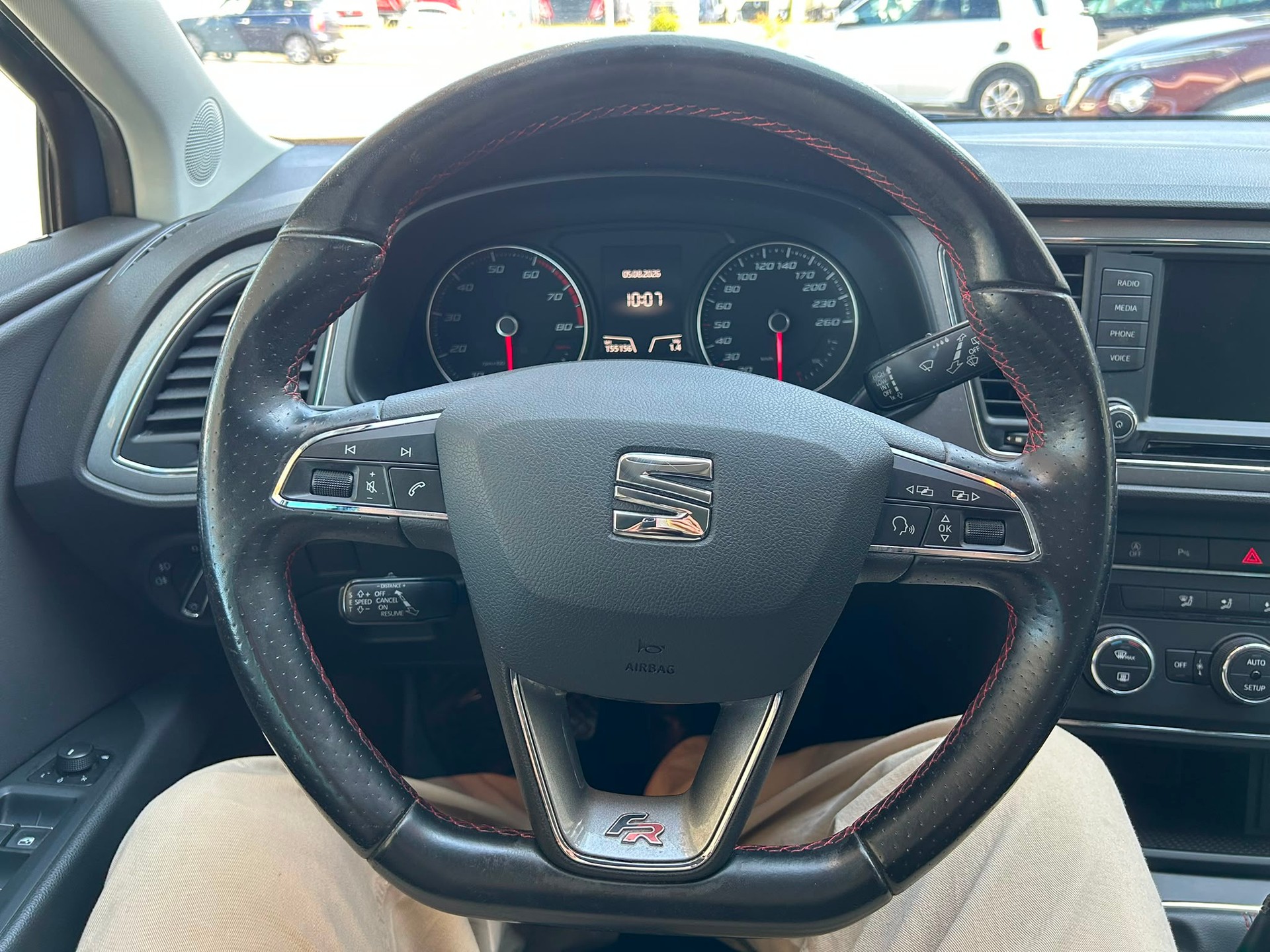SEAT Leon ST 1.4 TSI FR Line-image-8