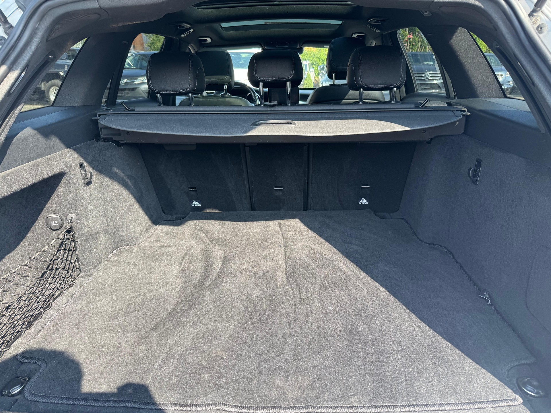 MERCEDES-BENZ C 250 AMG Line 7G-Tronic-image-11
