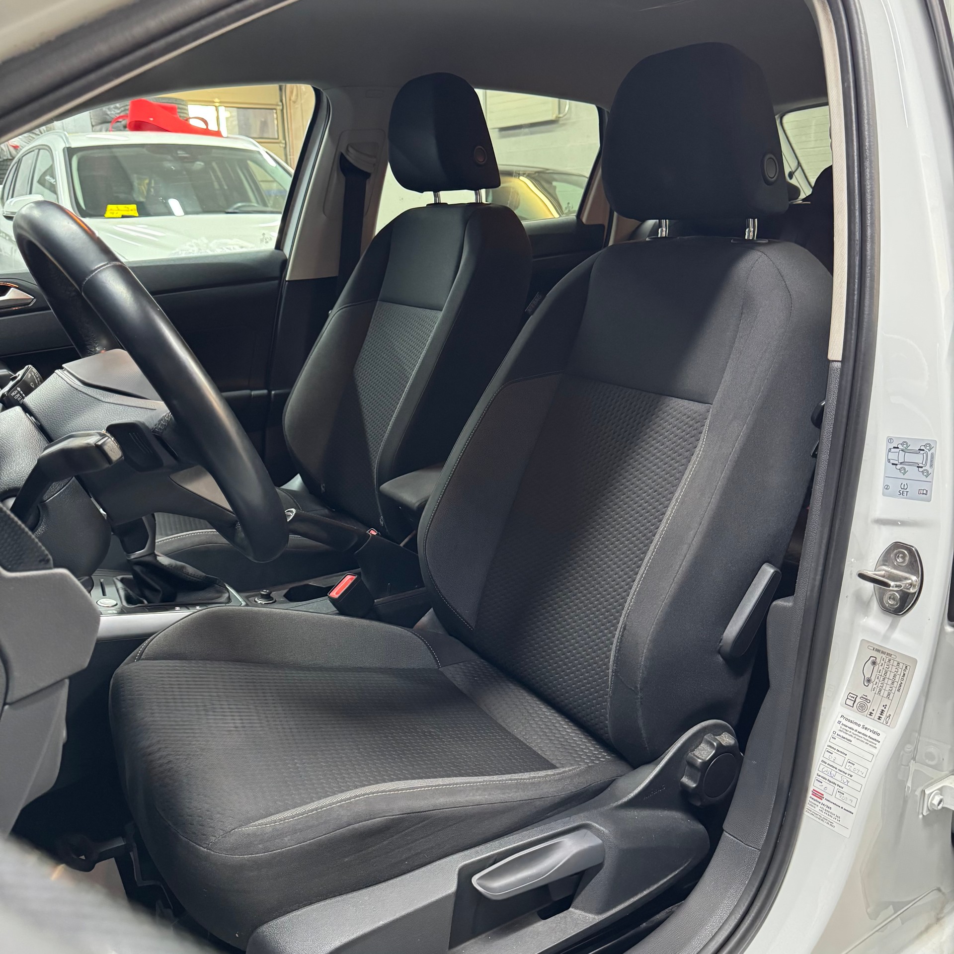 VW Polo 1.0 TSI Style DSG-image-12