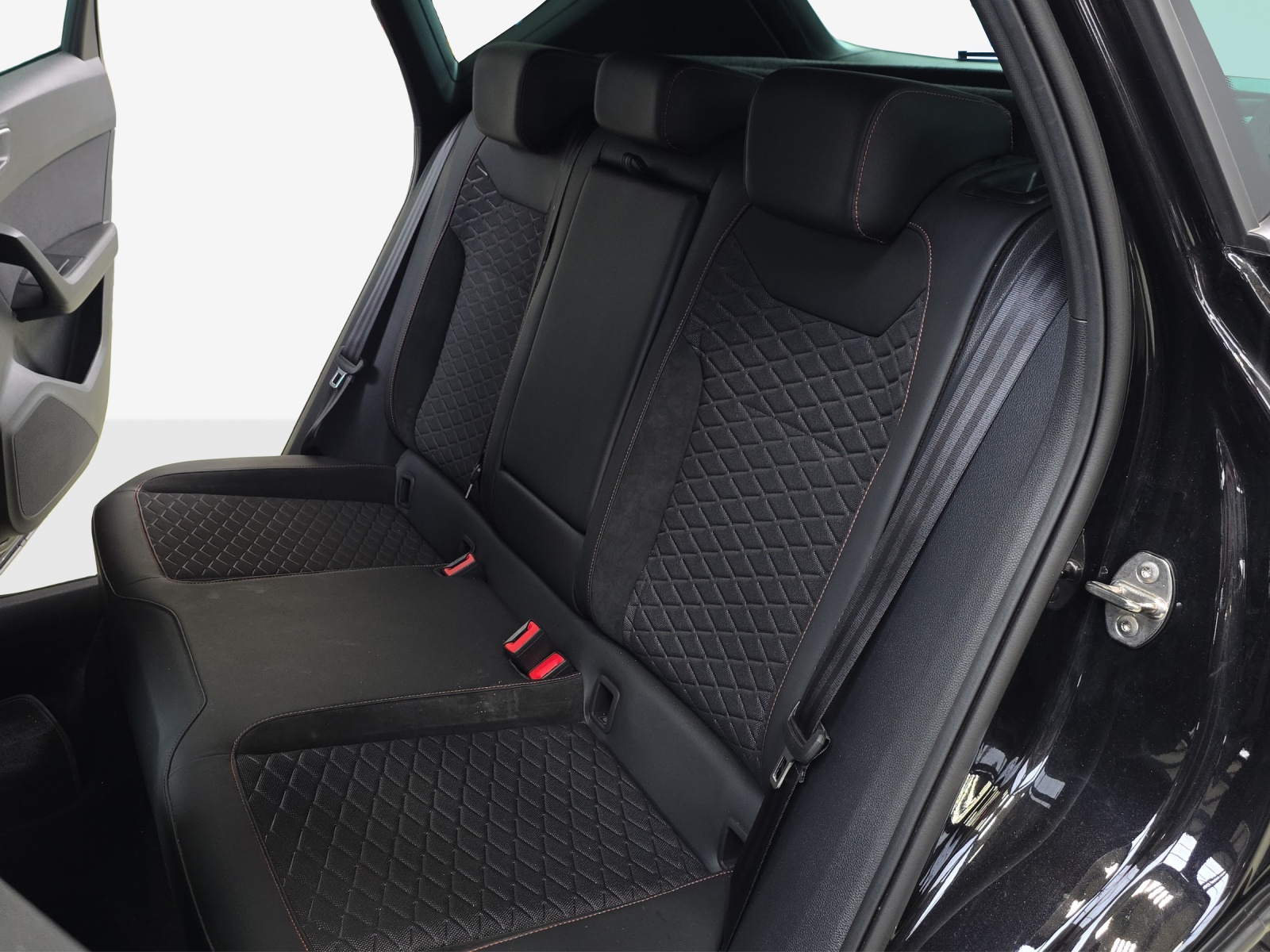 SEAT Ateca 1.5 TSI EVO DSG FR-image-11