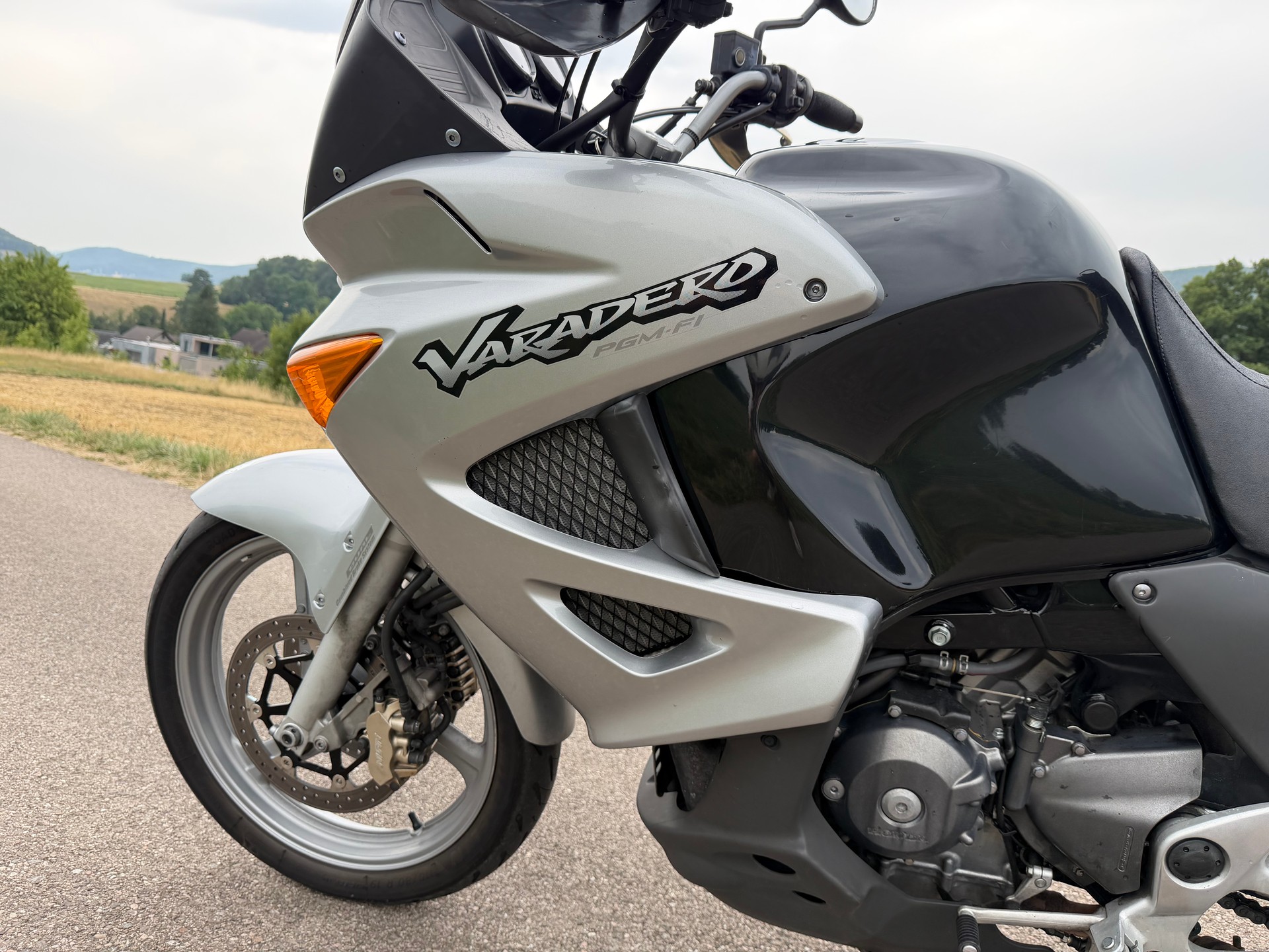 HONDA XL 1000 V Varadero-image-8