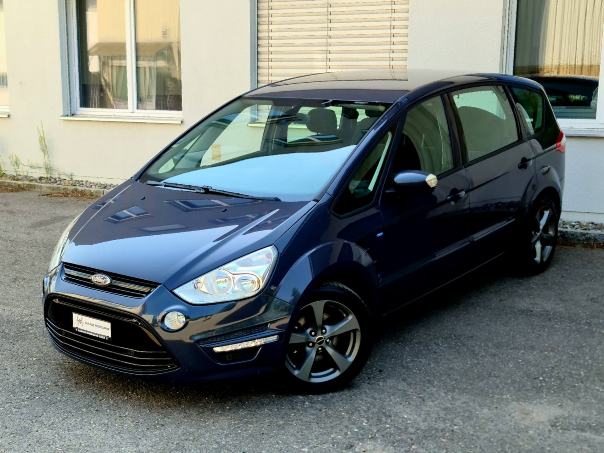 FORD S-Max 1.6 SCTi Titanium-image-1