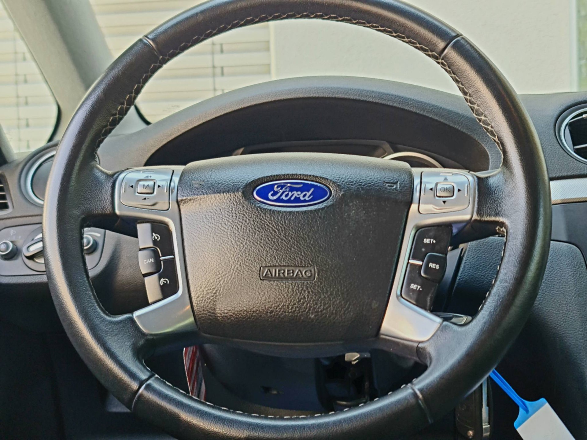 FORD S-Max 1.6 SCTi Titanium-image-14
