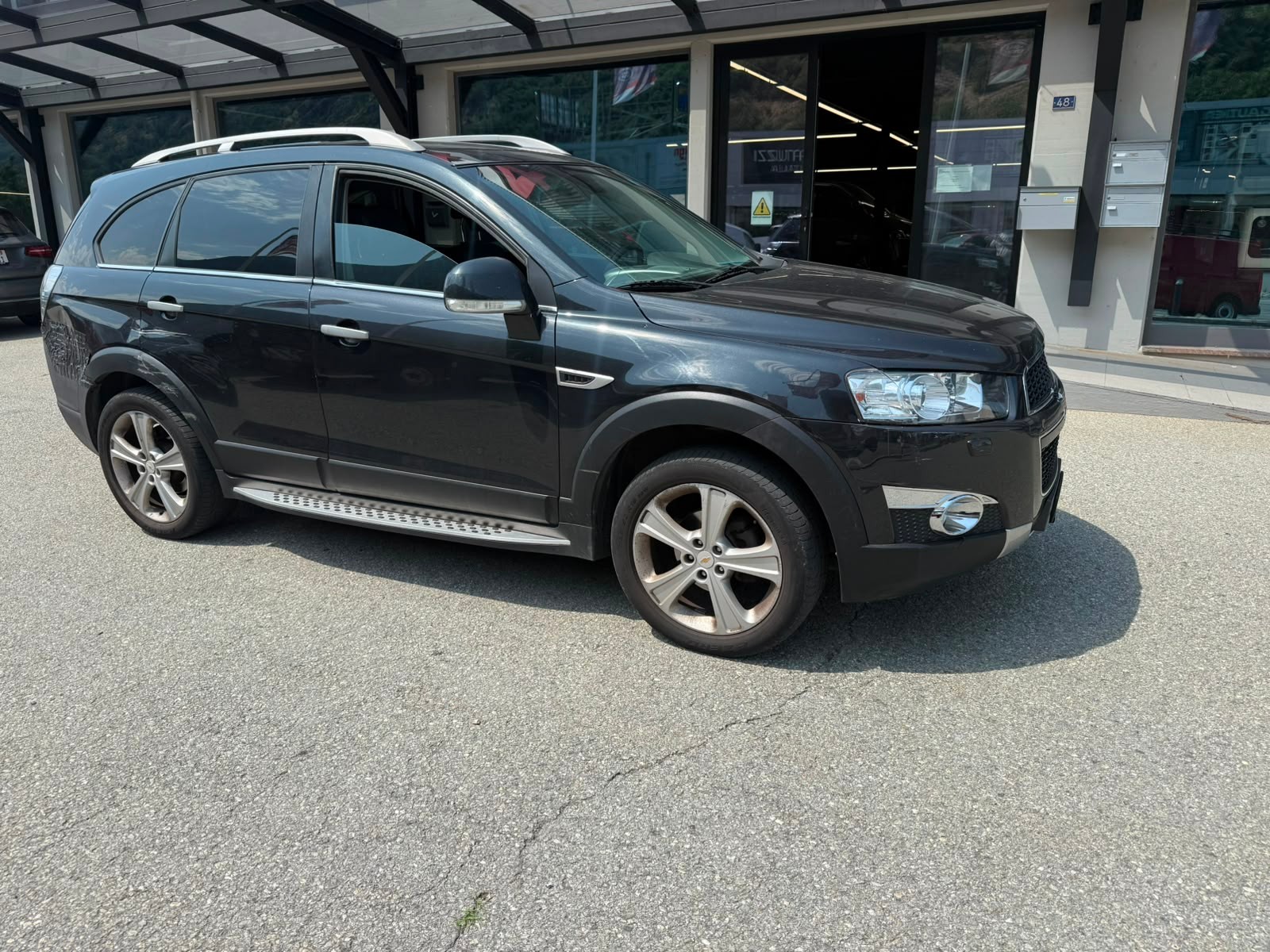 CHEVROLET Captiva 2.2 VCDi LTZ 4WD Automatic-image-0