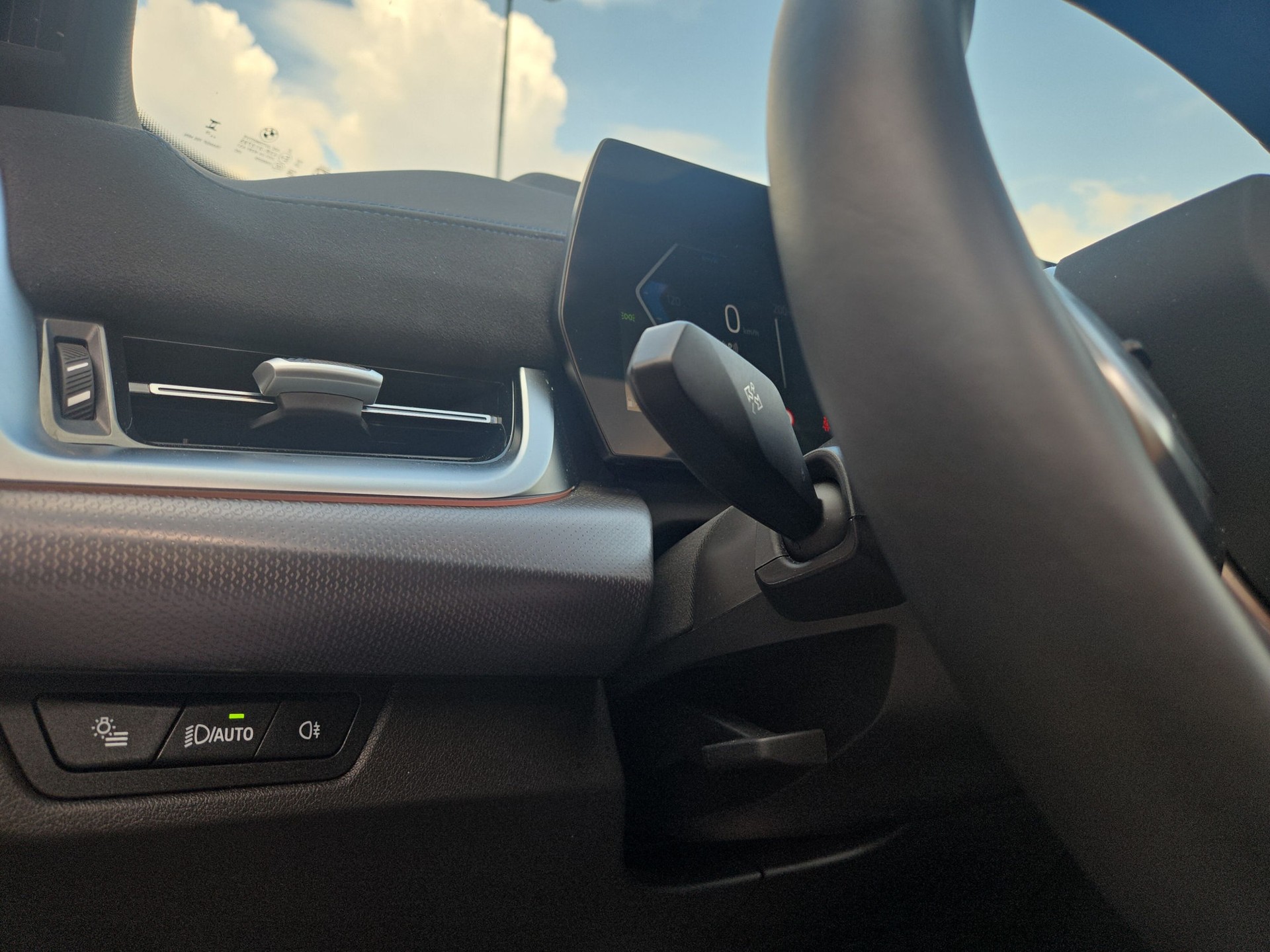 BMW X1 xDrive 30e M Sport Pro-image-18