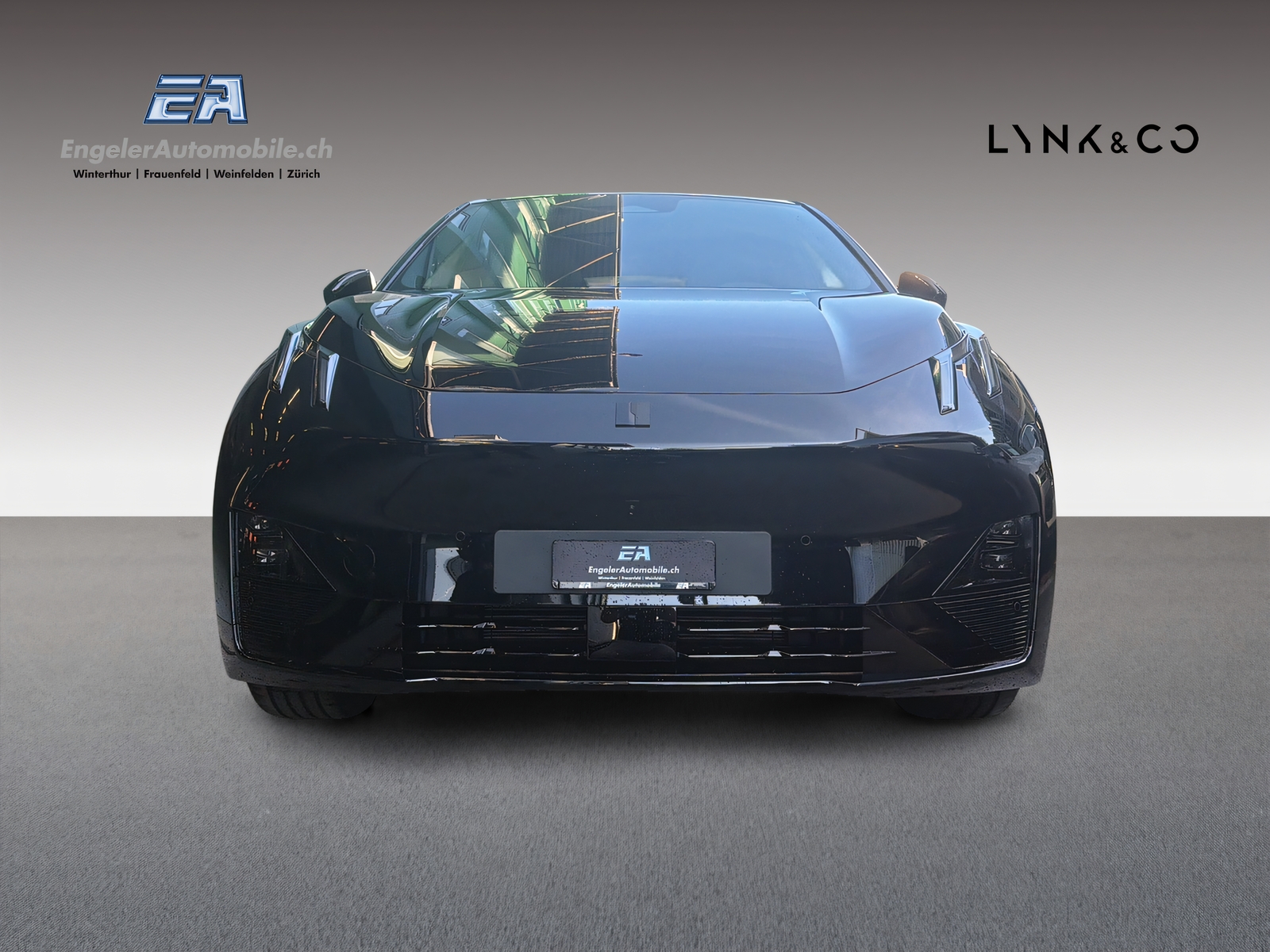 LYNK & CO 02 More-image-1