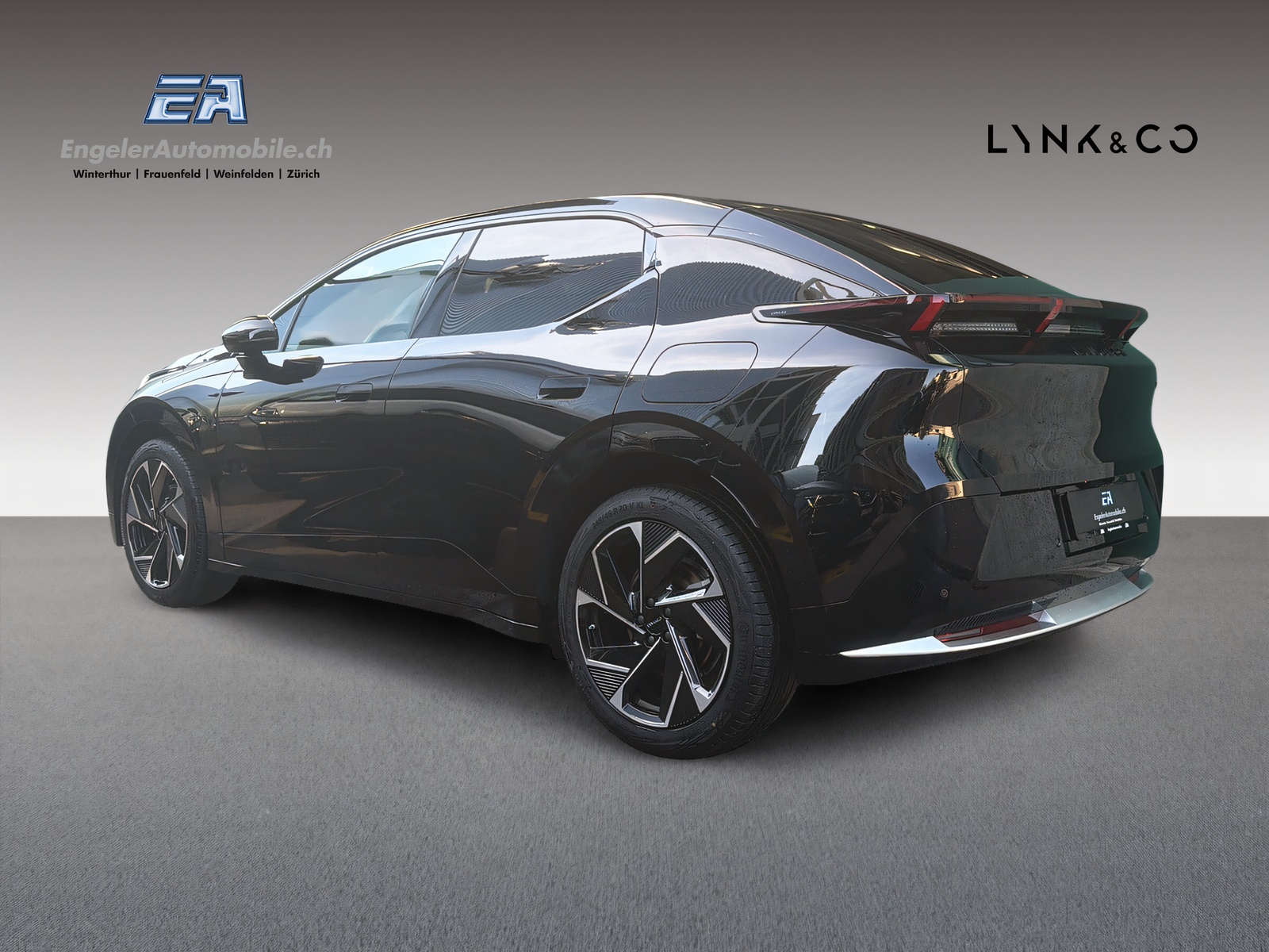 LYNK & CO 02 More-image-3