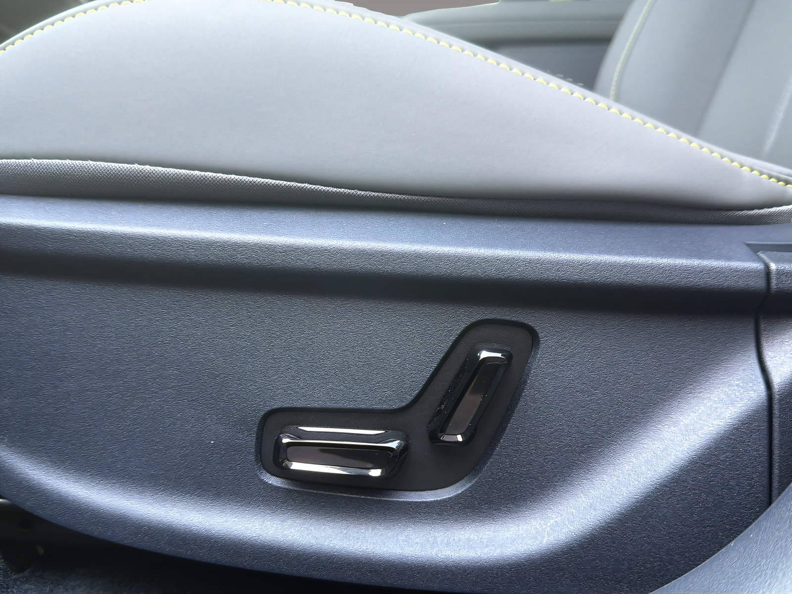 LYNK & CO 02 More-image-18