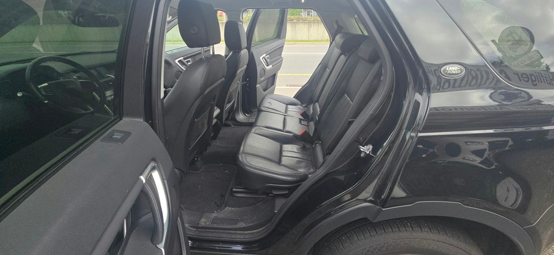 LAND ROVER Discovery Sport 2.0 TD4 HSE AT9-image-5