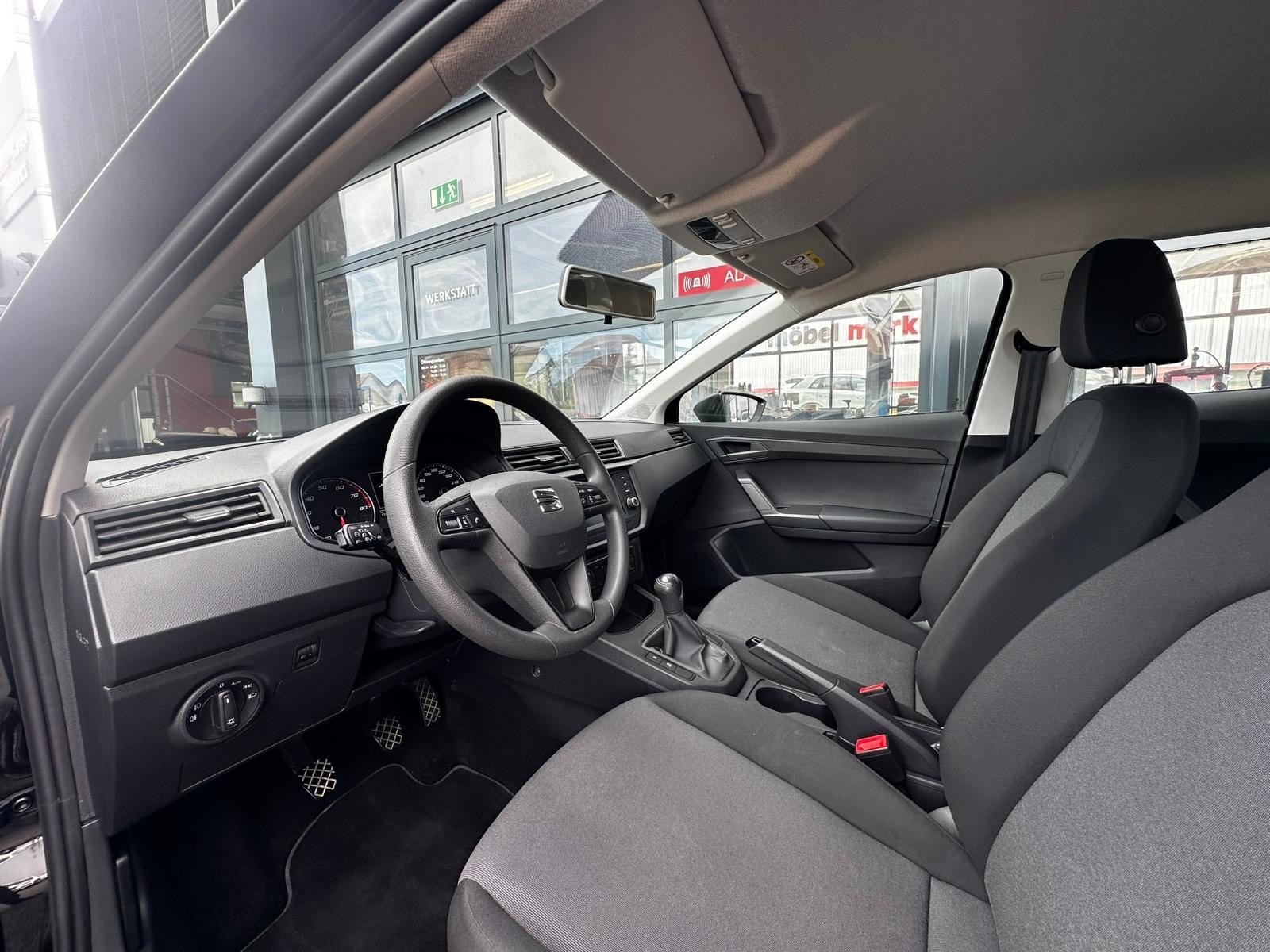 SEAT Ibiza 1.0 EcoTSI Reference-image-8