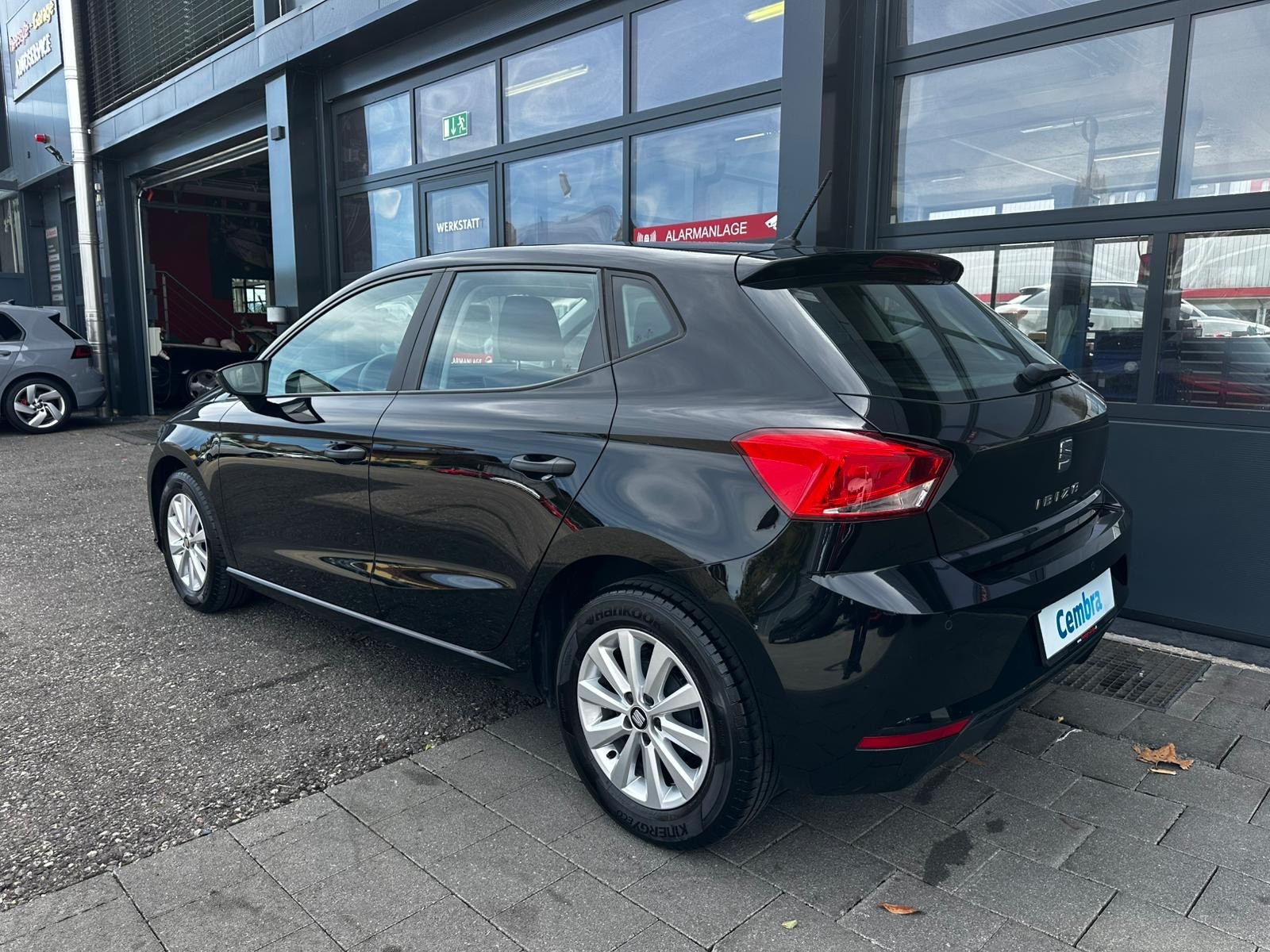 SEAT Ibiza 1.0 EcoTSI Reference-image-4