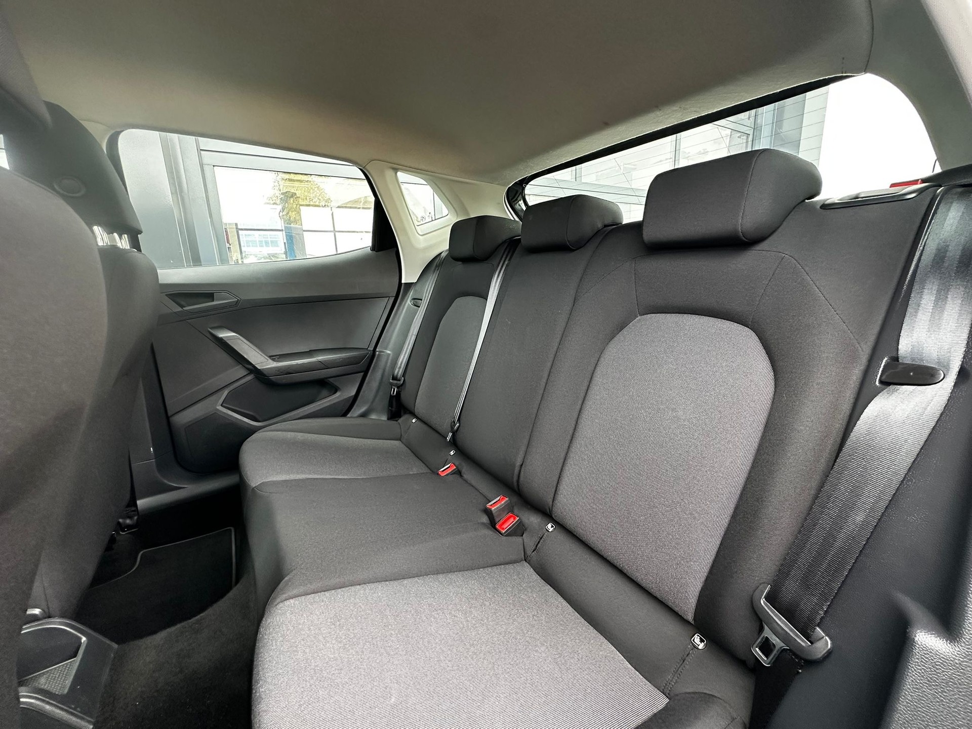 SEAT Ibiza 1.0 EcoTSI Reference-image-10