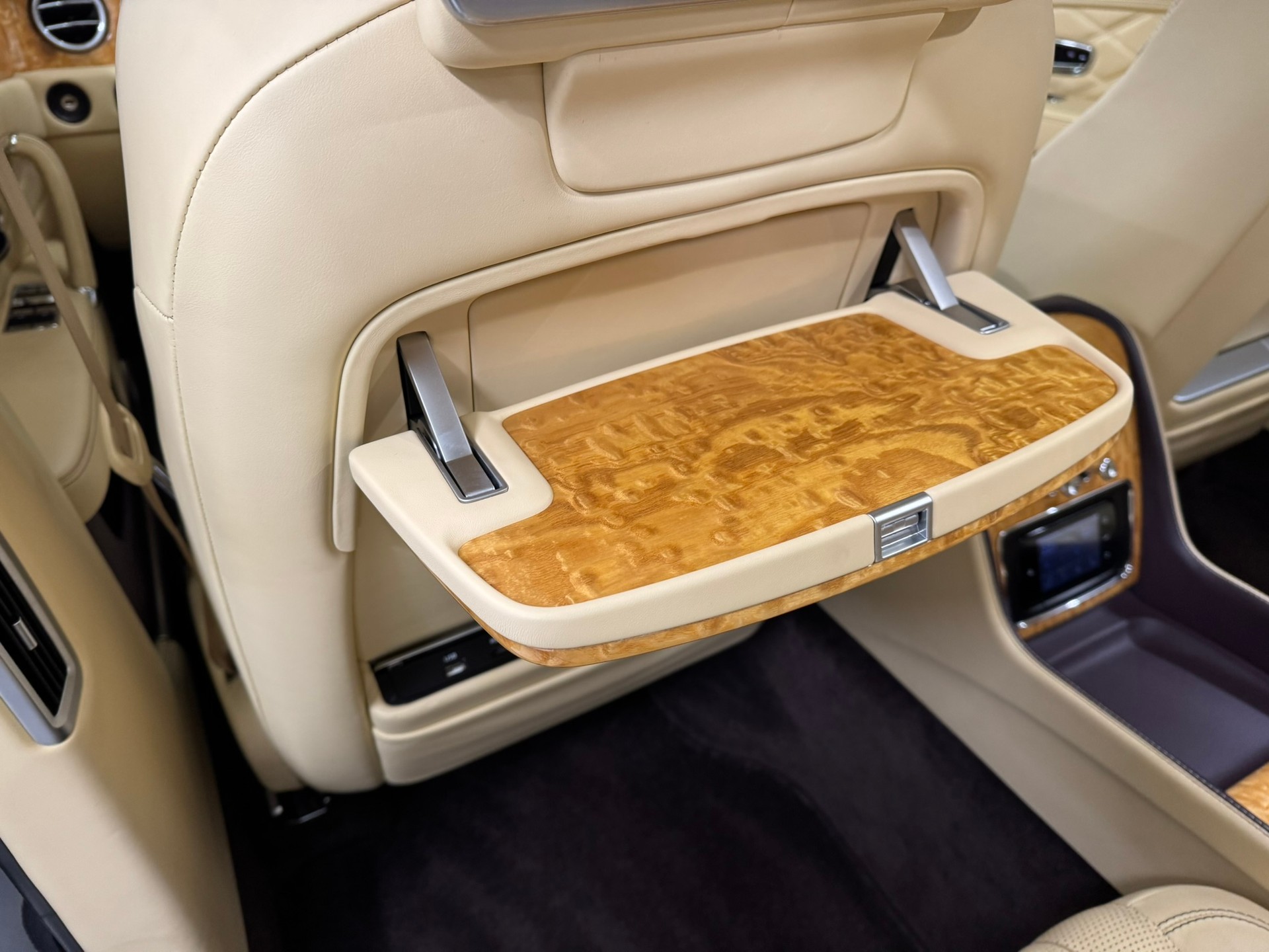 BENTLEY Flying Spur 6.0 W12 – FULL OPTIONS - CH Fahrzeug-image-22