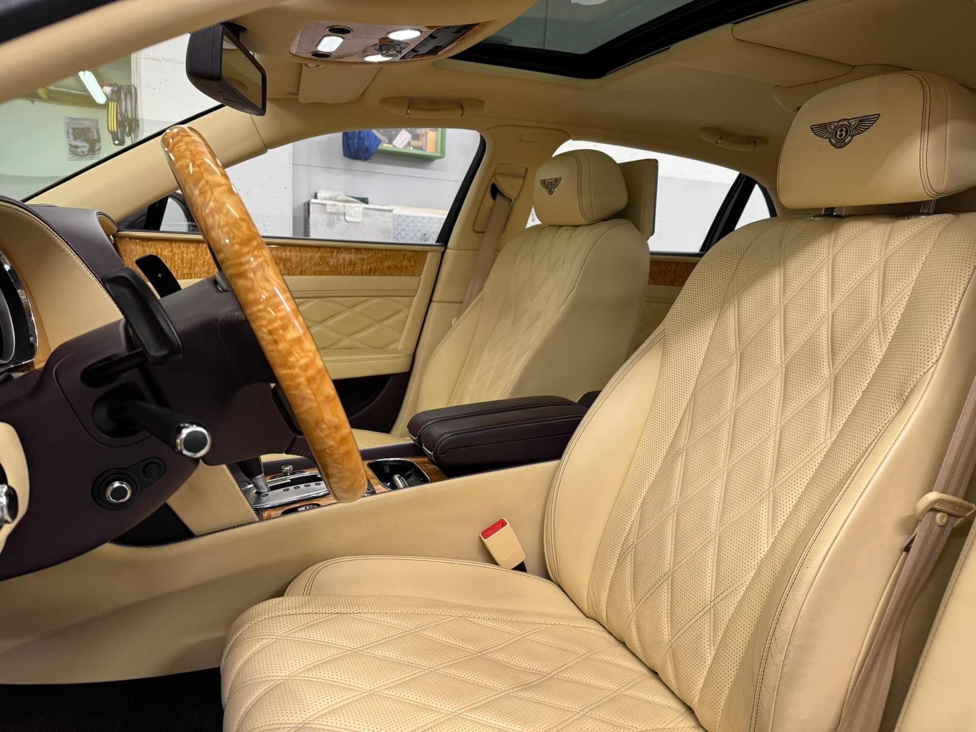BENTLEY Flying Spur 6.0 W12 – FULL OPTIONS - CH Fahrzeug-image-12