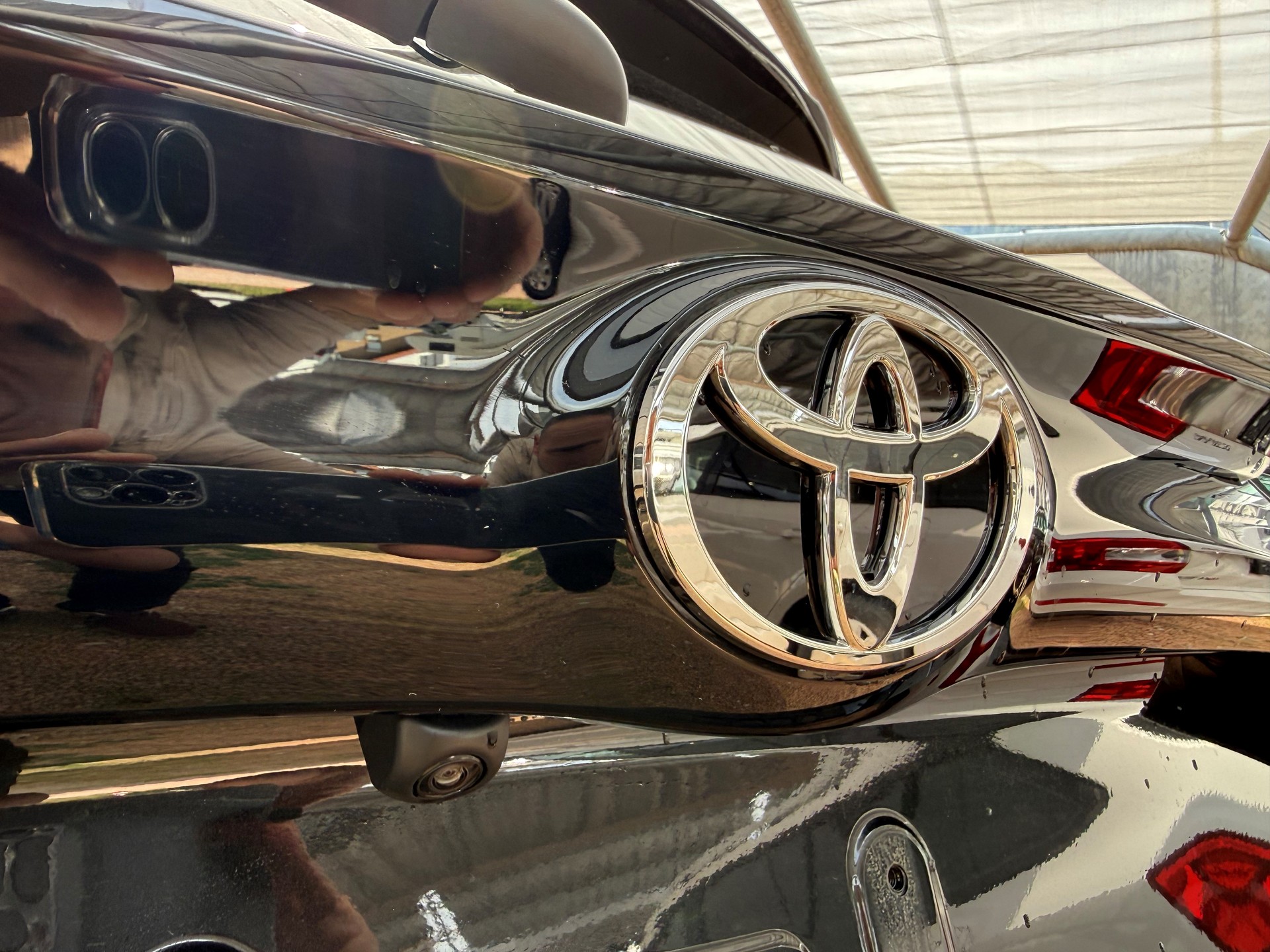 TOYOTA Yaris 1.5 Trend e-CVT-image-6