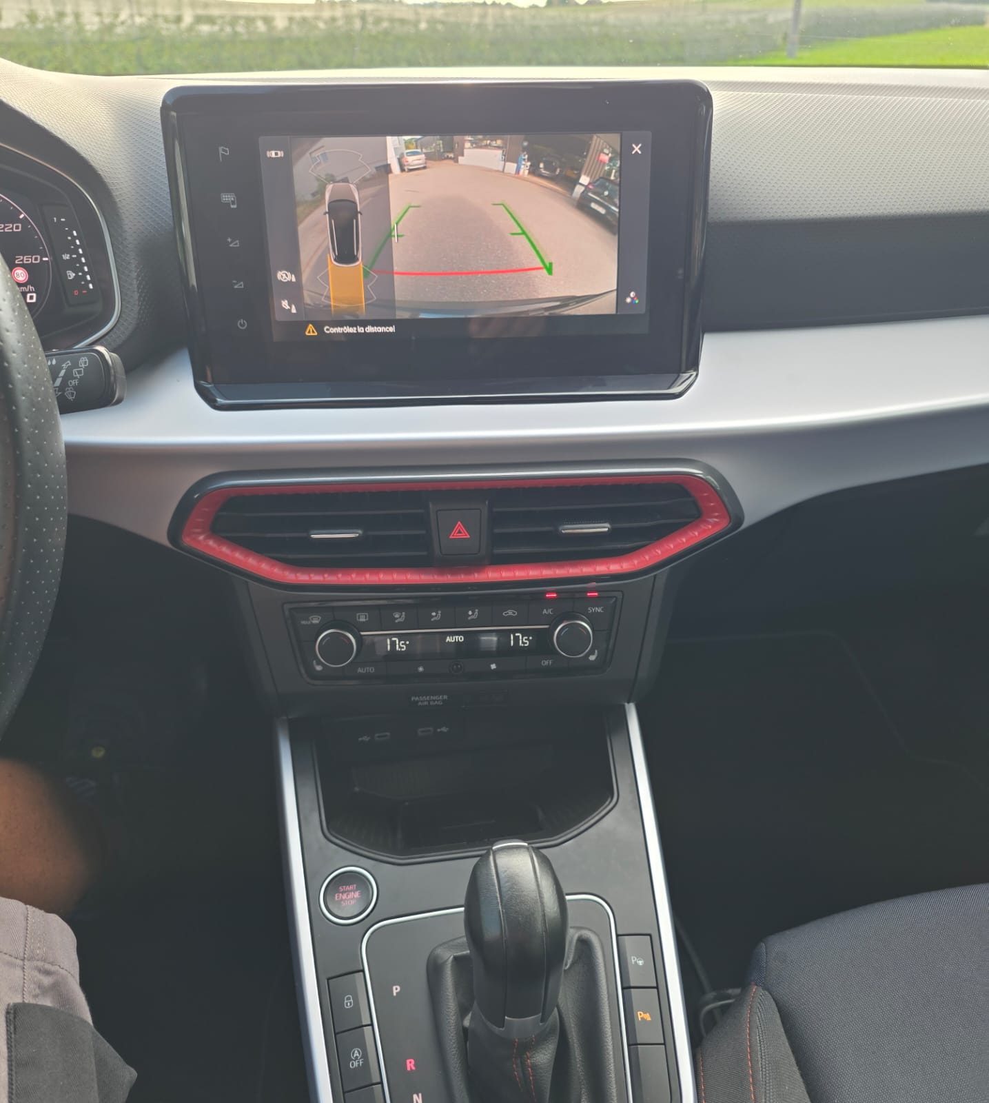 SEAT Arona 1.0 TSI Eco Hola FR DSG-image-4